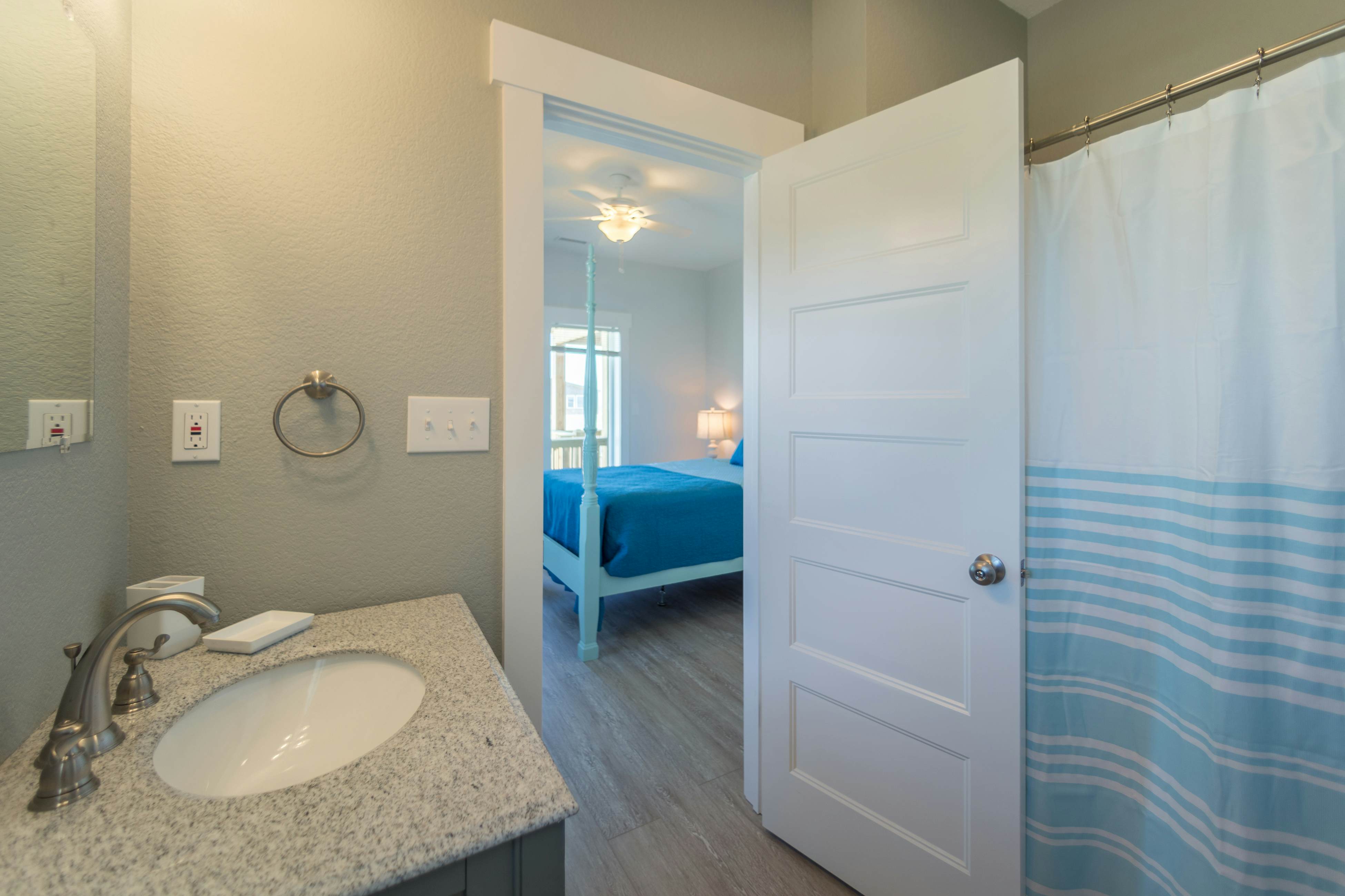 RO120 The Knotty Whale