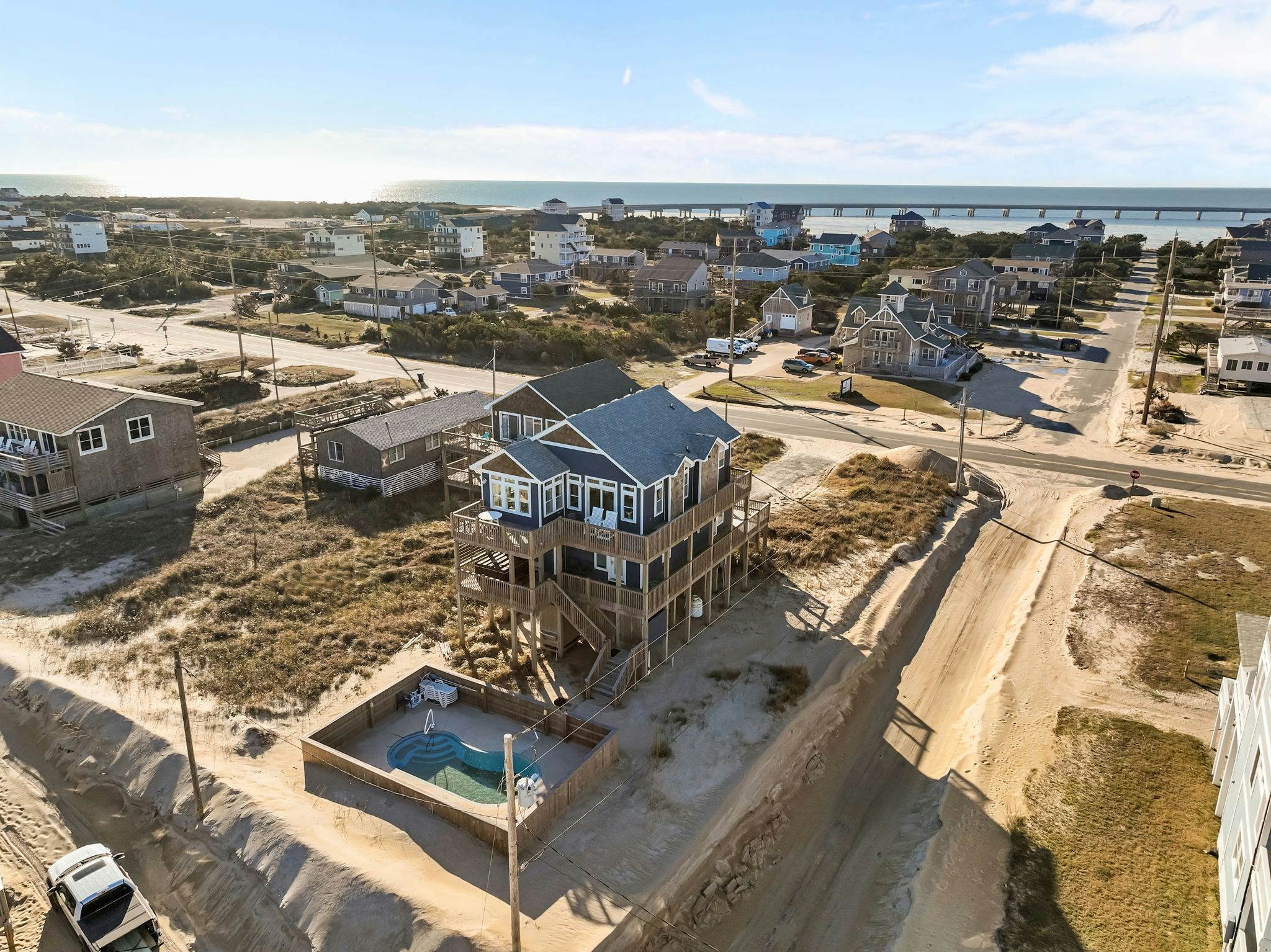 RO120 The Knotty Whale