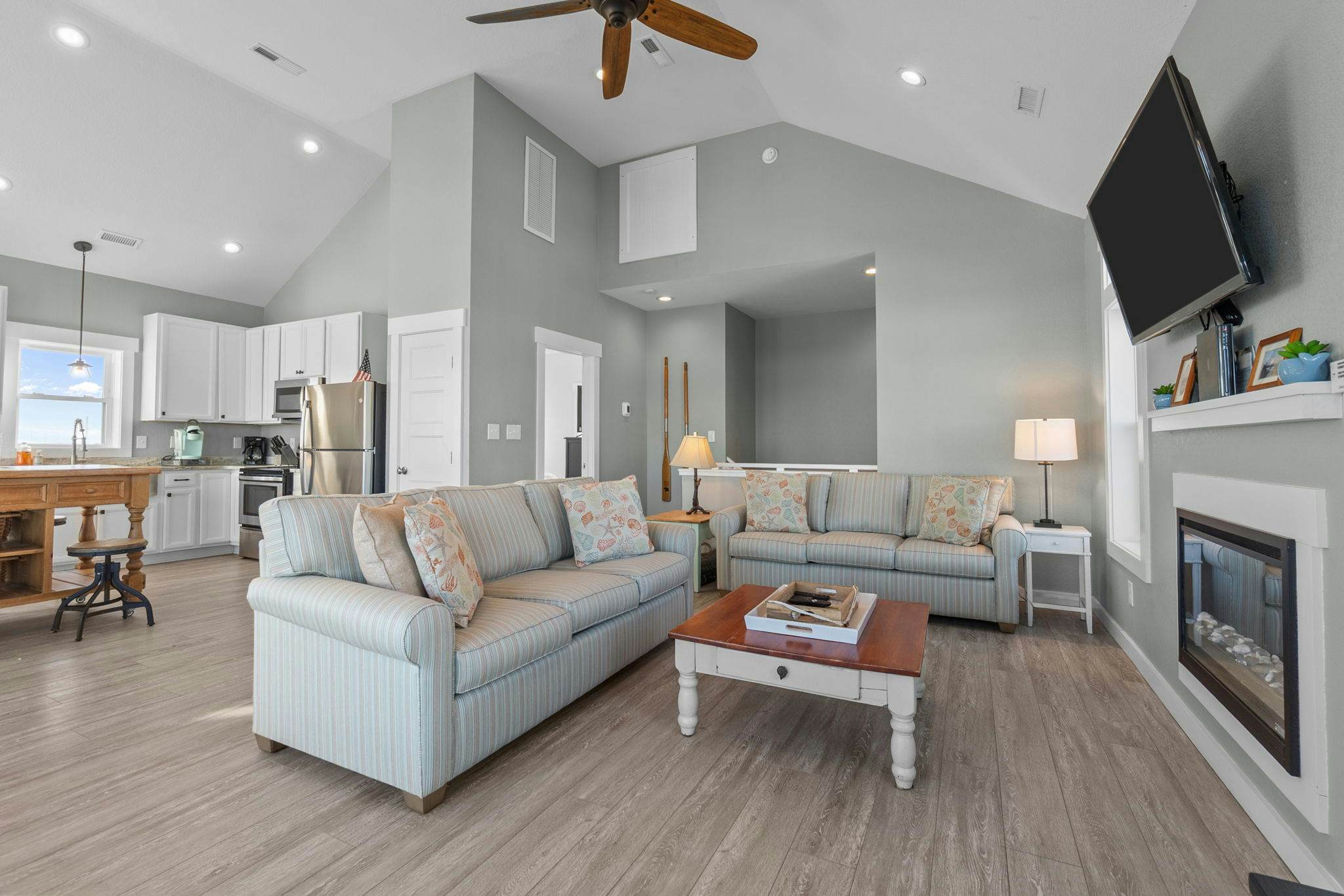 RO120 The Knotty Whale