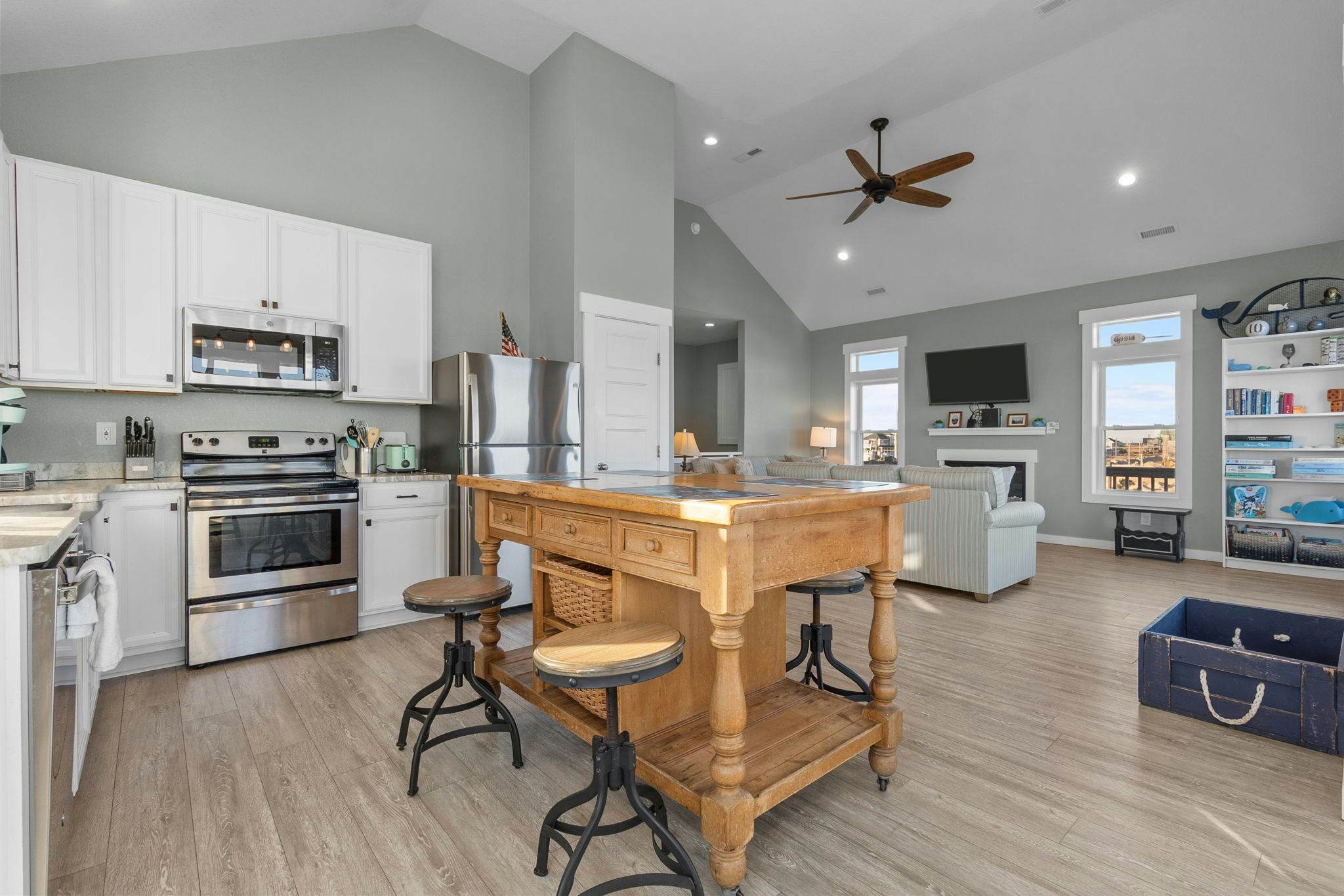 RO120 The Knotty Whale