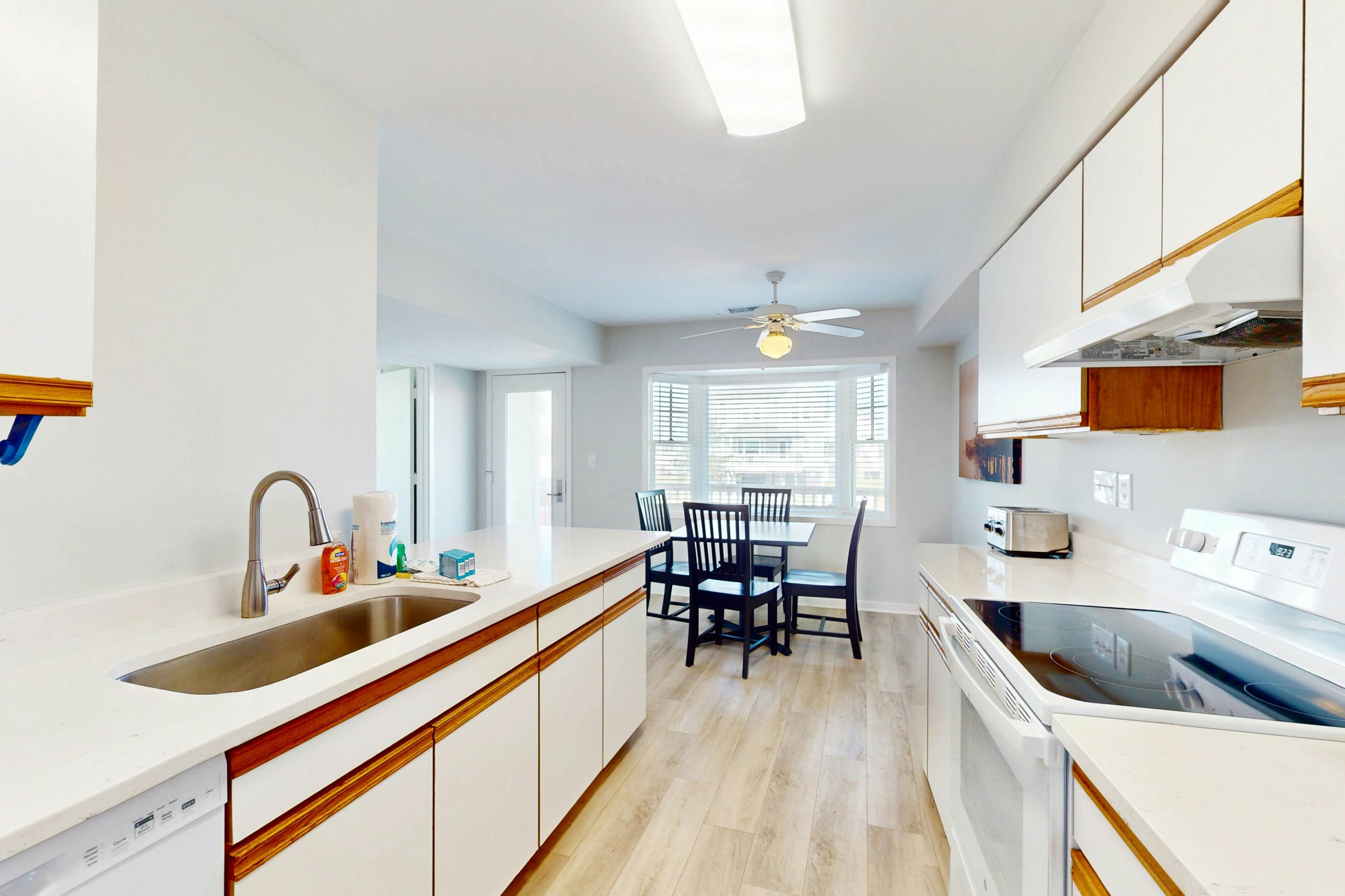 BXCACB4 Crane #4B-CAC