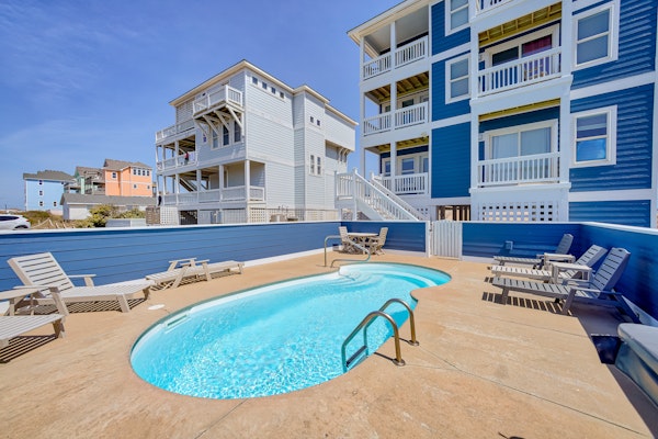 Oceanfront home with private hot tub & pool, ocean view, central AC, & W/D