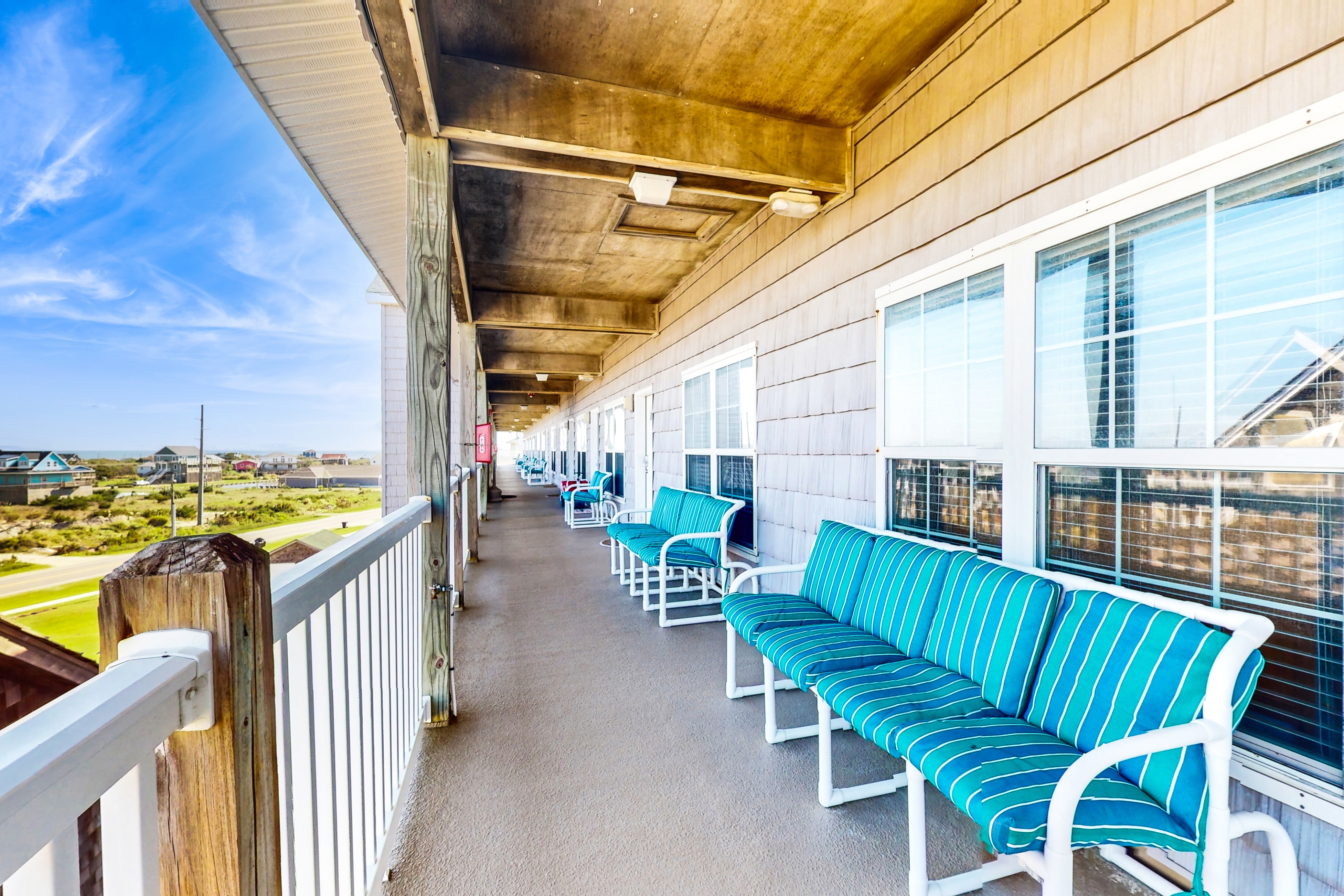Sun-kissed beachfront condo with central AC, pool/hot tub access