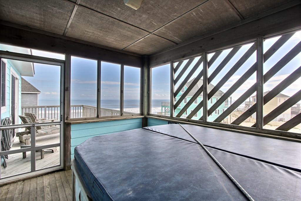 Dog-Friendly, Ocean View House w/ AC, Private Hot Tub, Shared Pool, Private W/D