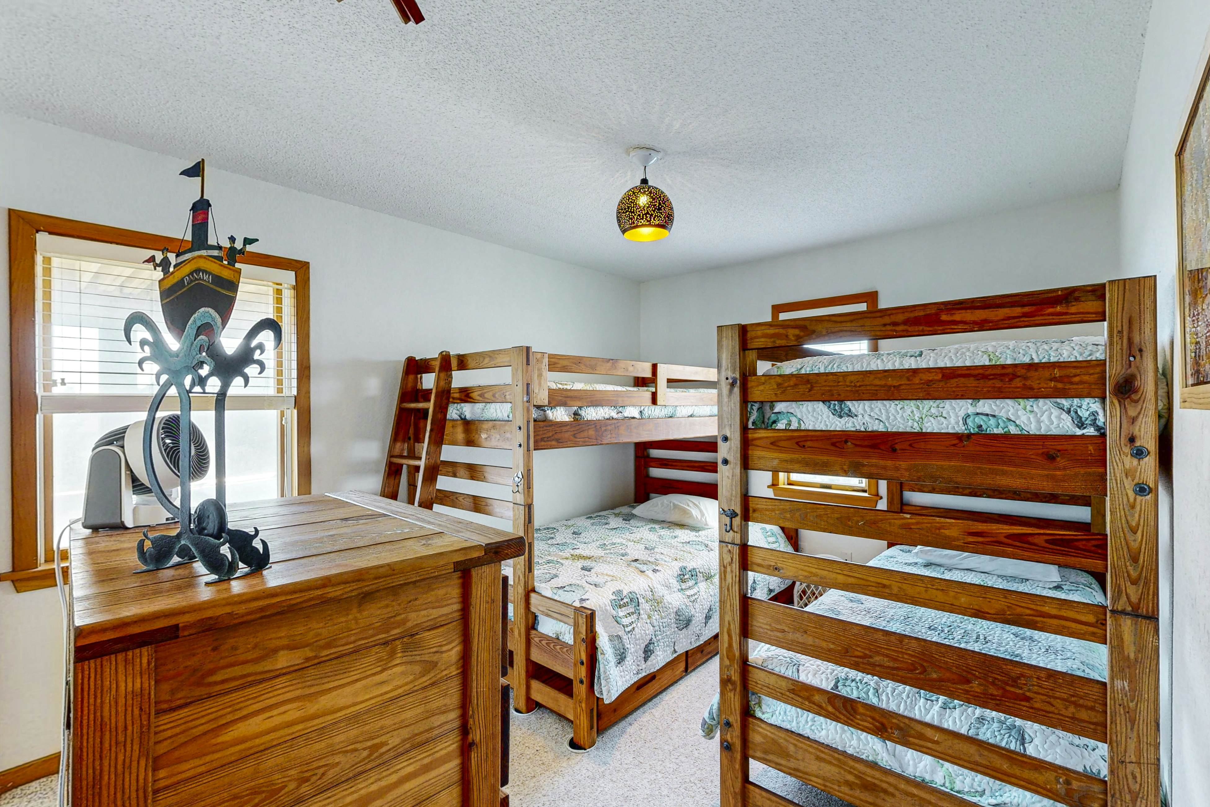 AV146 Rogue Wave 146