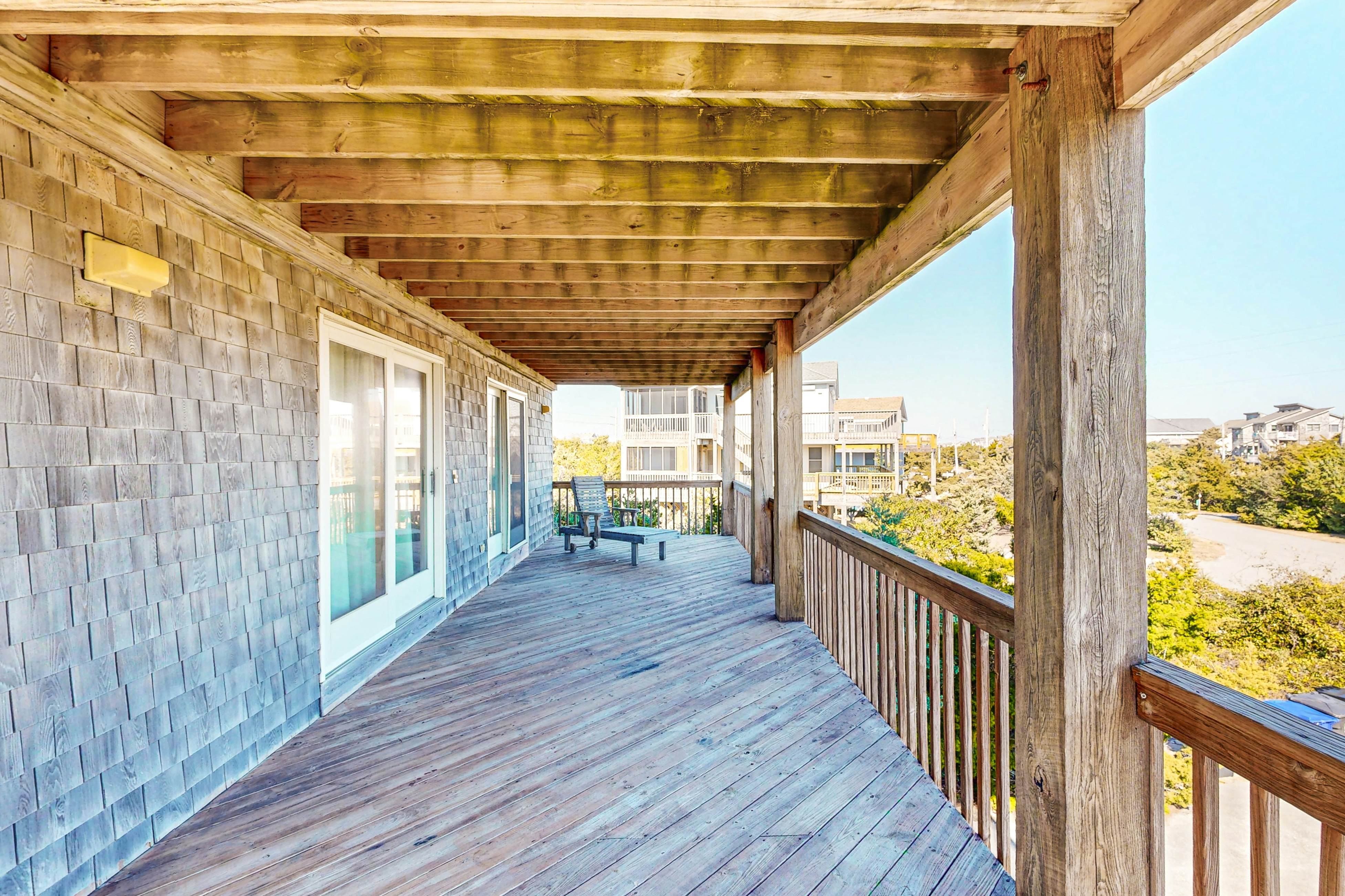 AV146 Rogue Wave 146