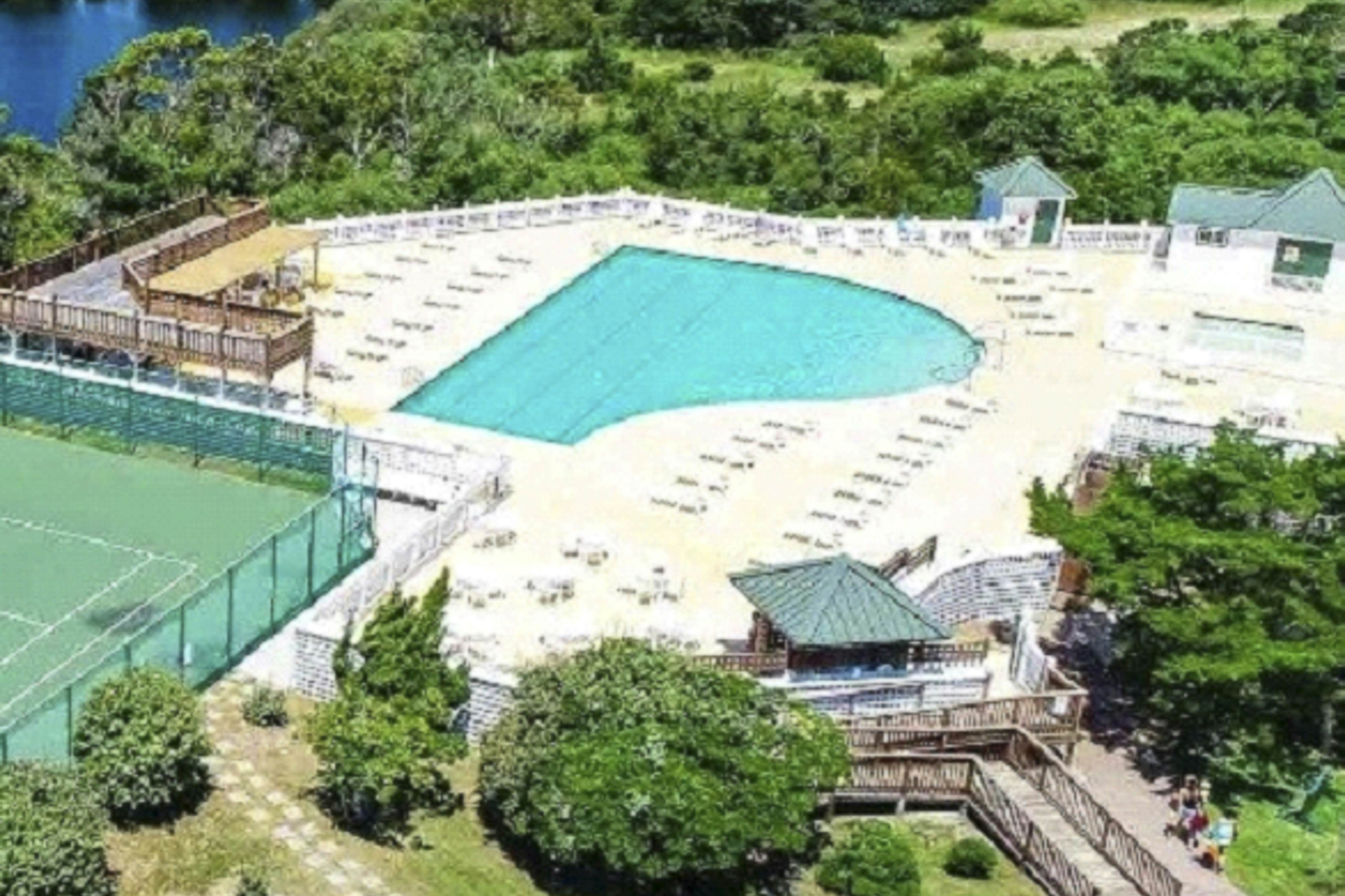 AV146 Rogue Wave 146