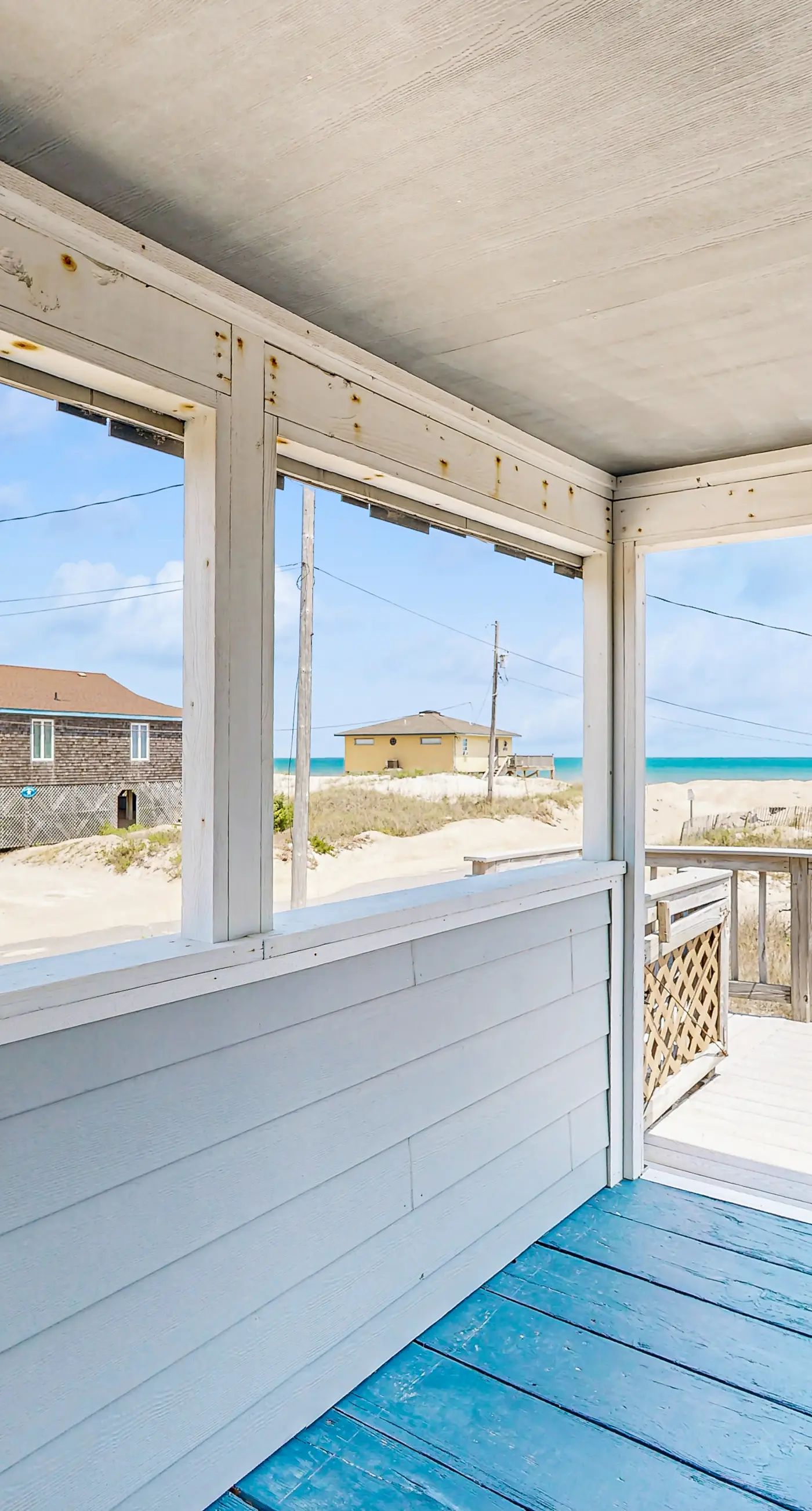 RO25 The Shore Shack