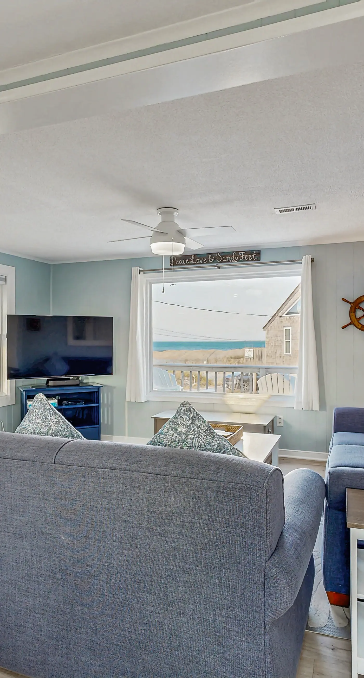 RO25 The Shore Shack