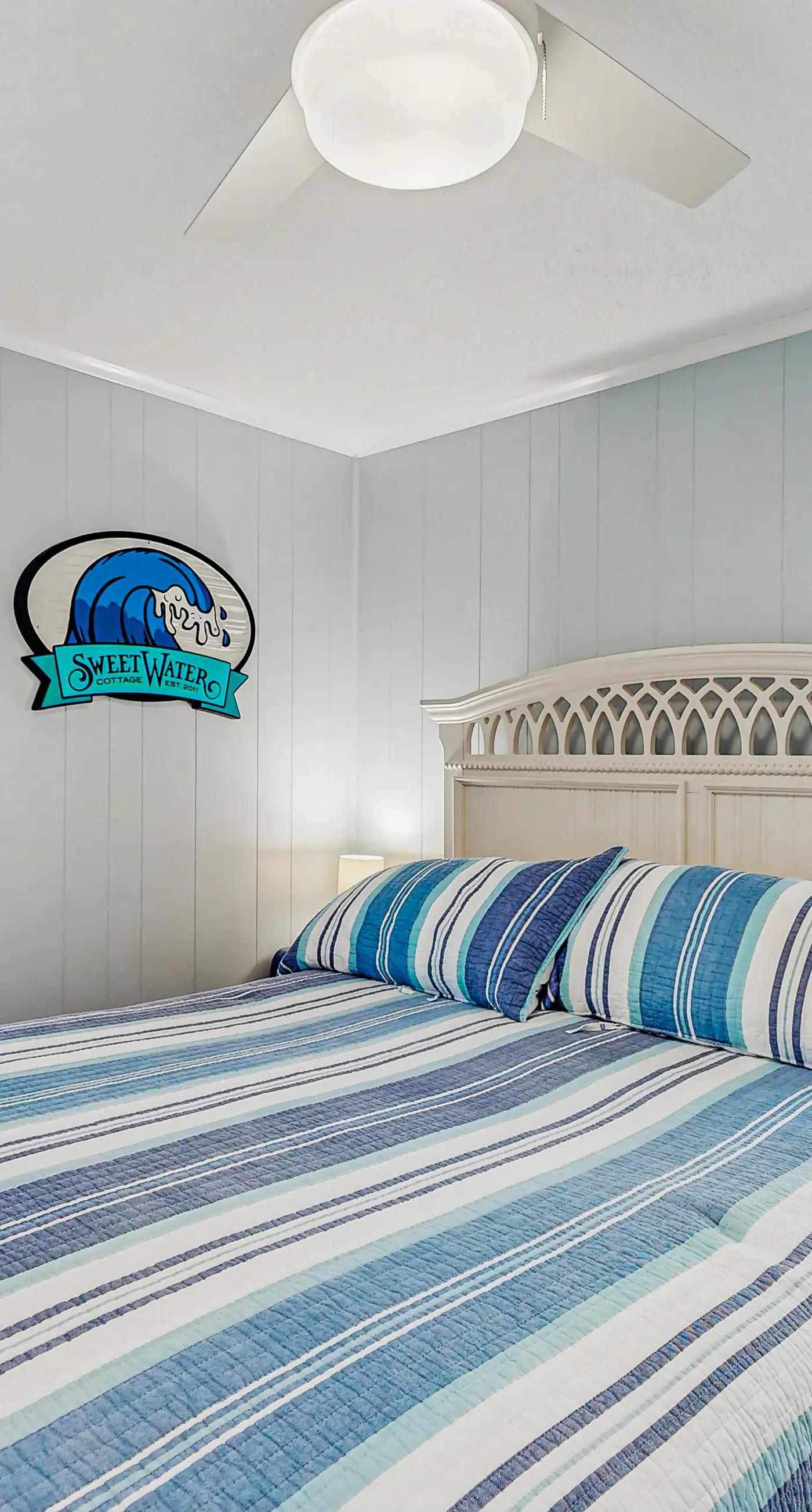 RO25 The Shore Shack