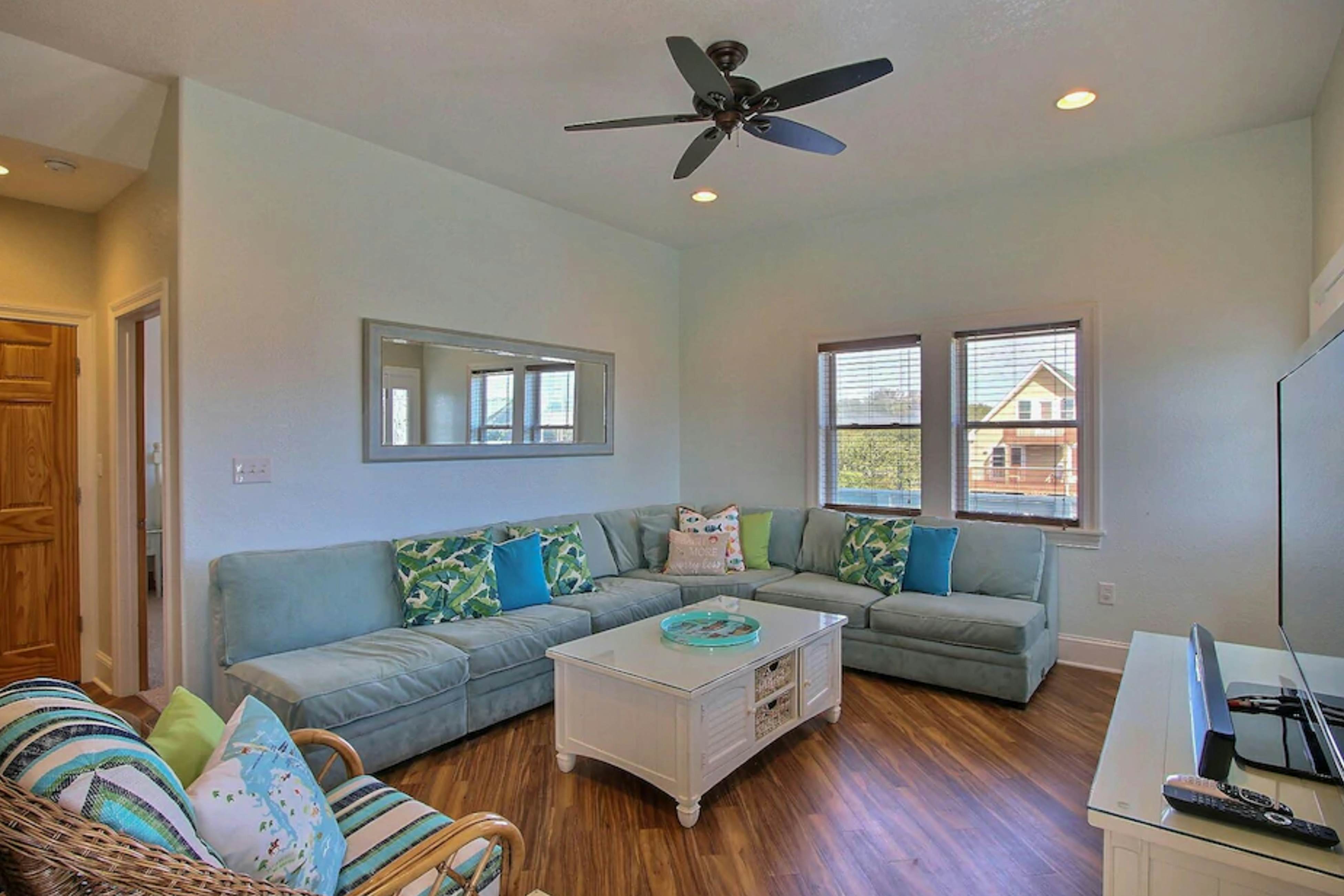 BXDPE101 The Jetty Cottage