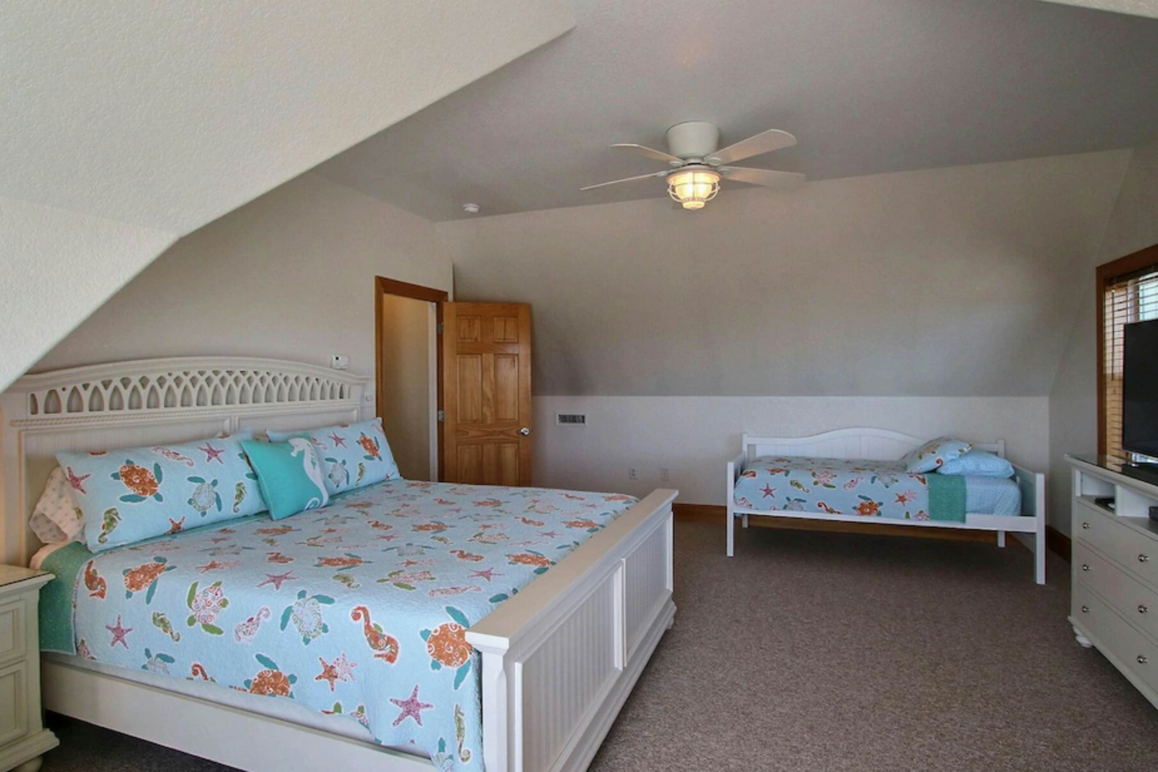 BXDPE101 The Jetty Cottage