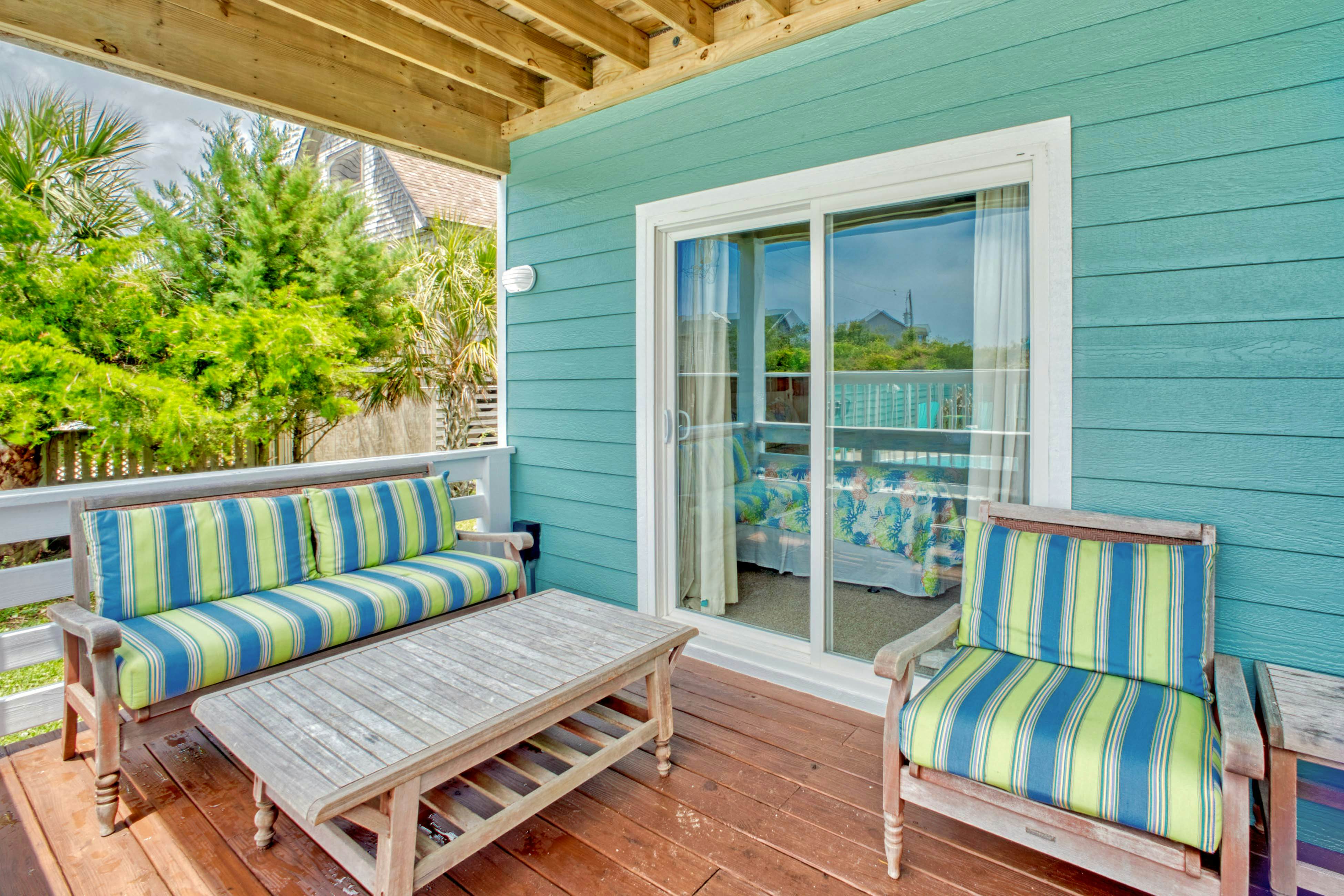 BXDPE101 The Jetty Cottage