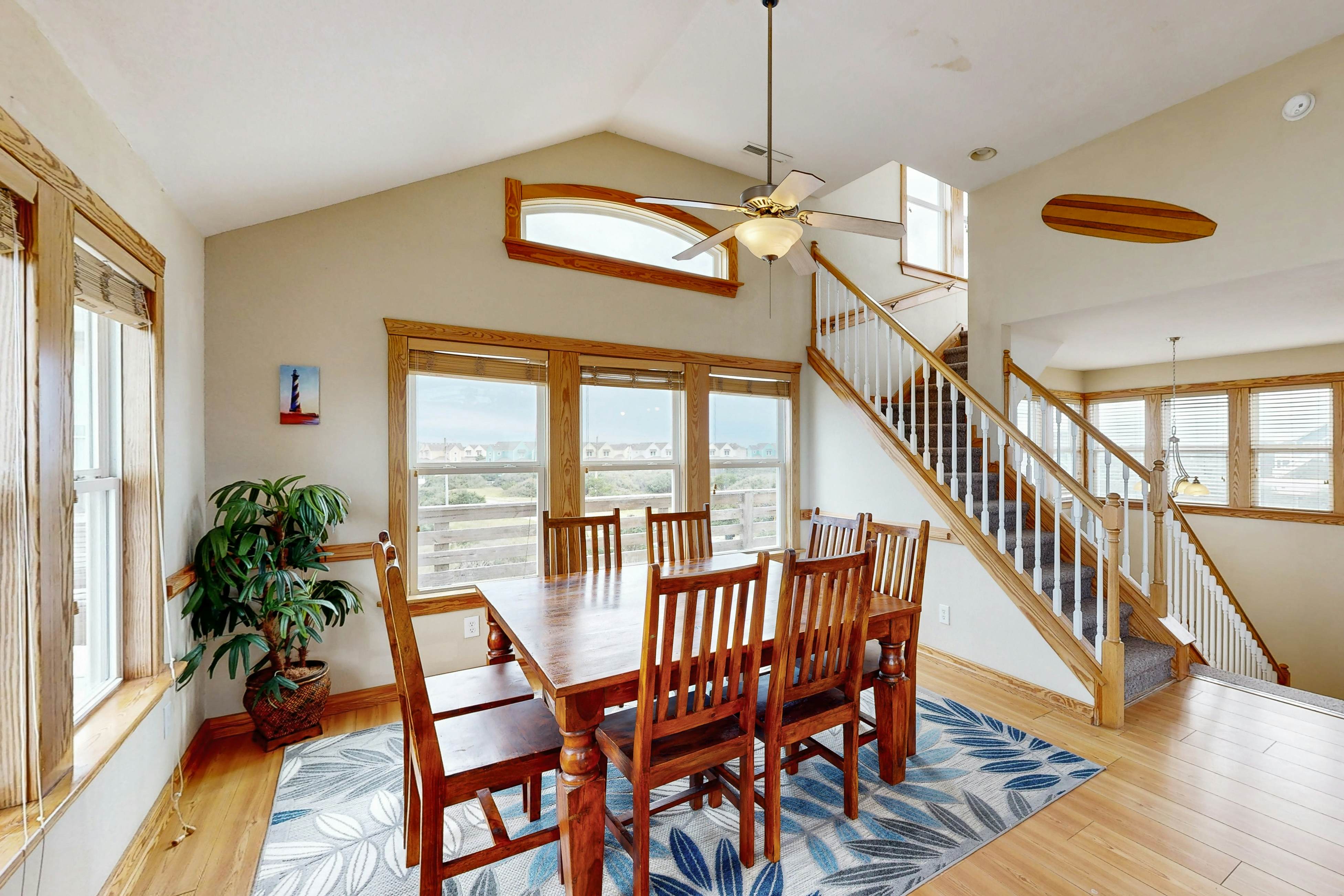 BX460 Hatteras Station