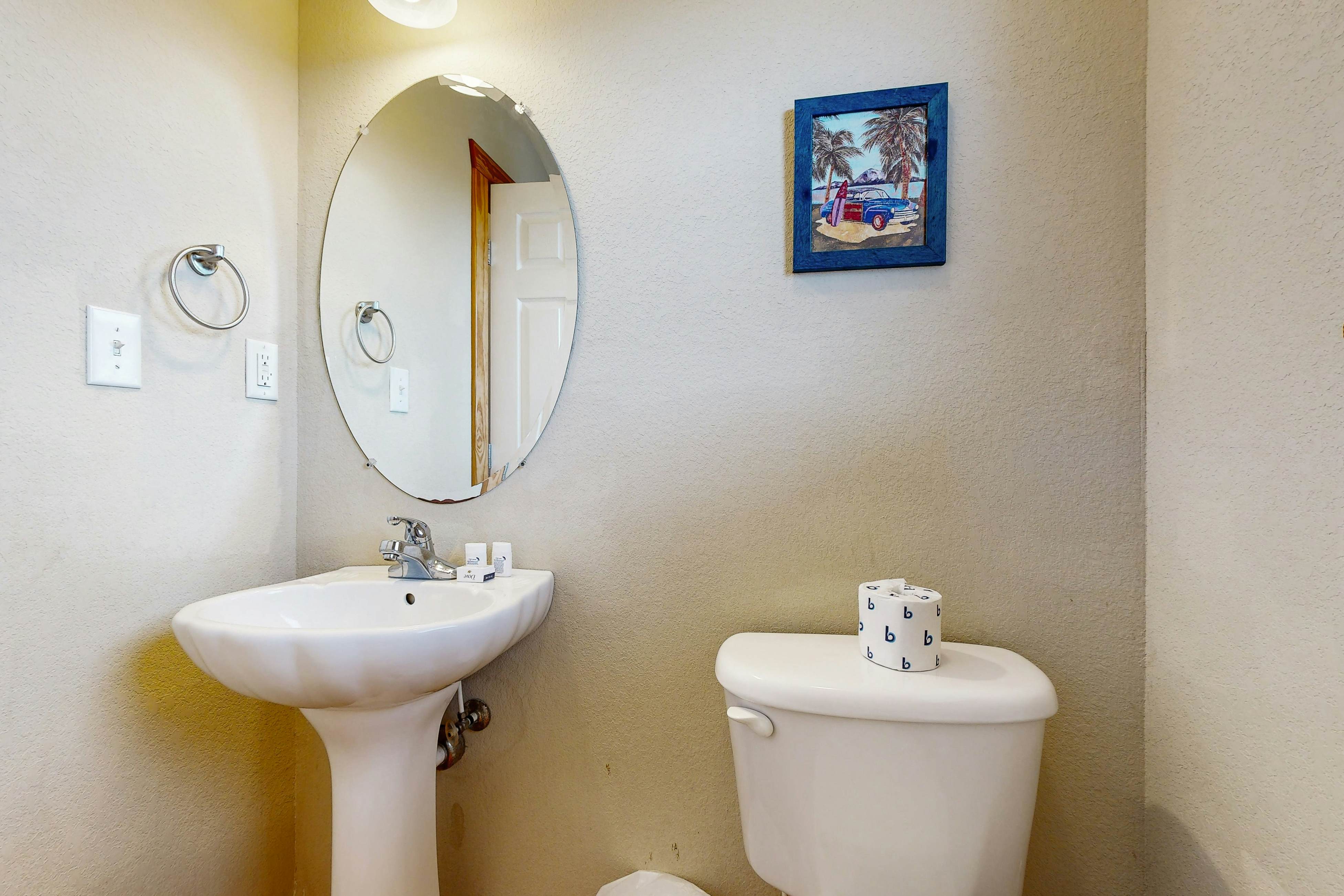 BX460 Hatteras Station