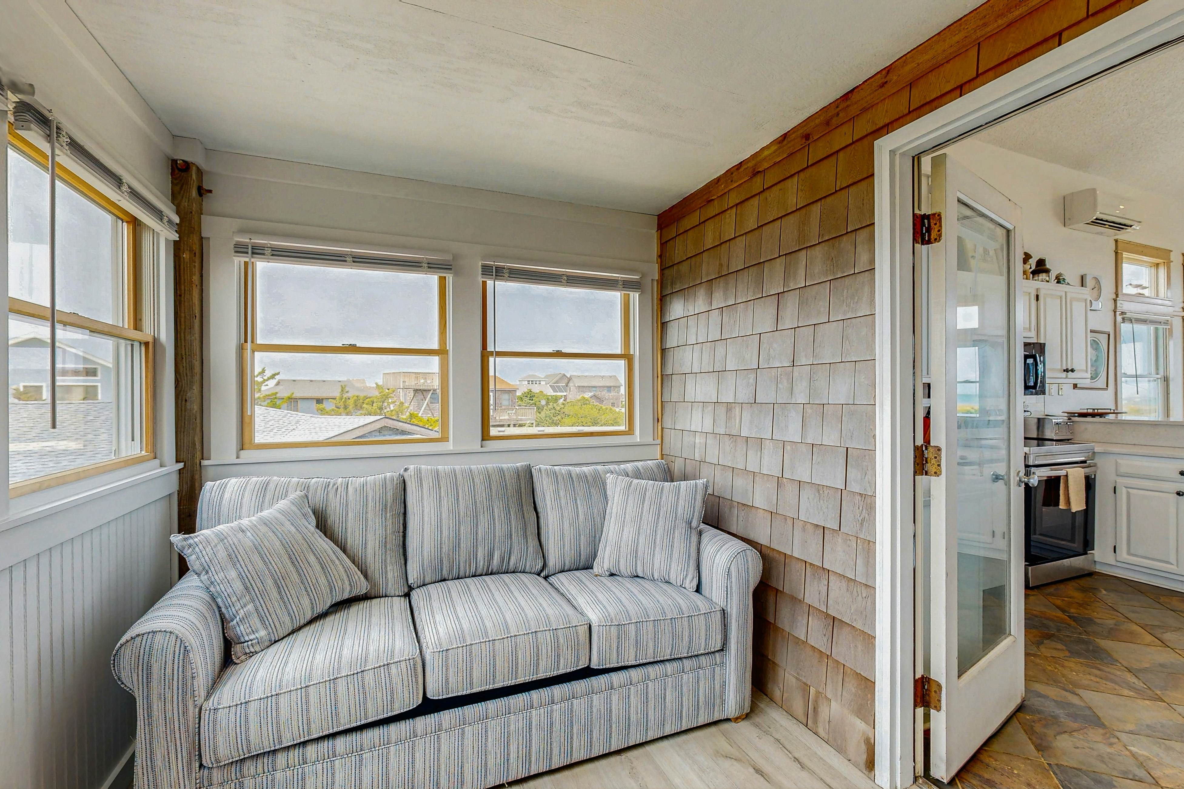 AVHC83 Waking Dream  #83-HC