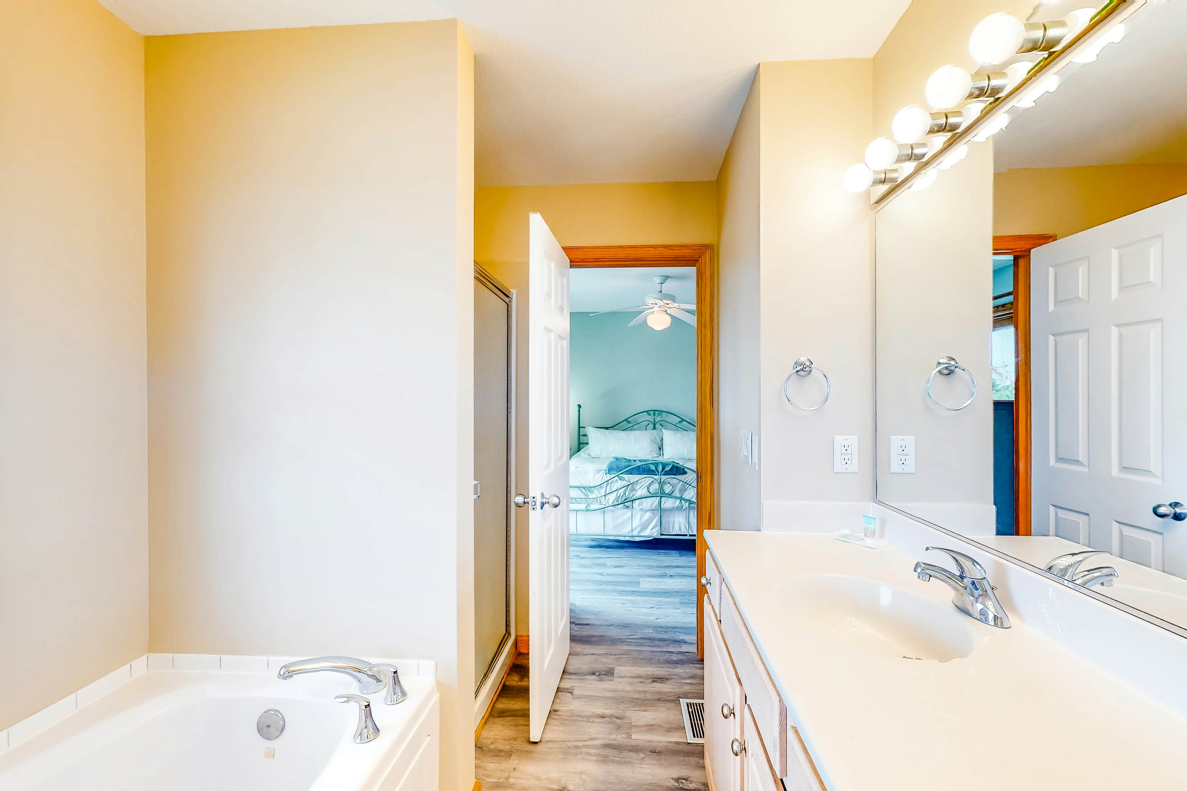 FOTE4 Diamond Dunes #4-F