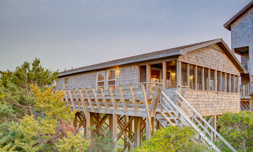 Residune 431: Ocean view w/beach walkway, outdoor pool