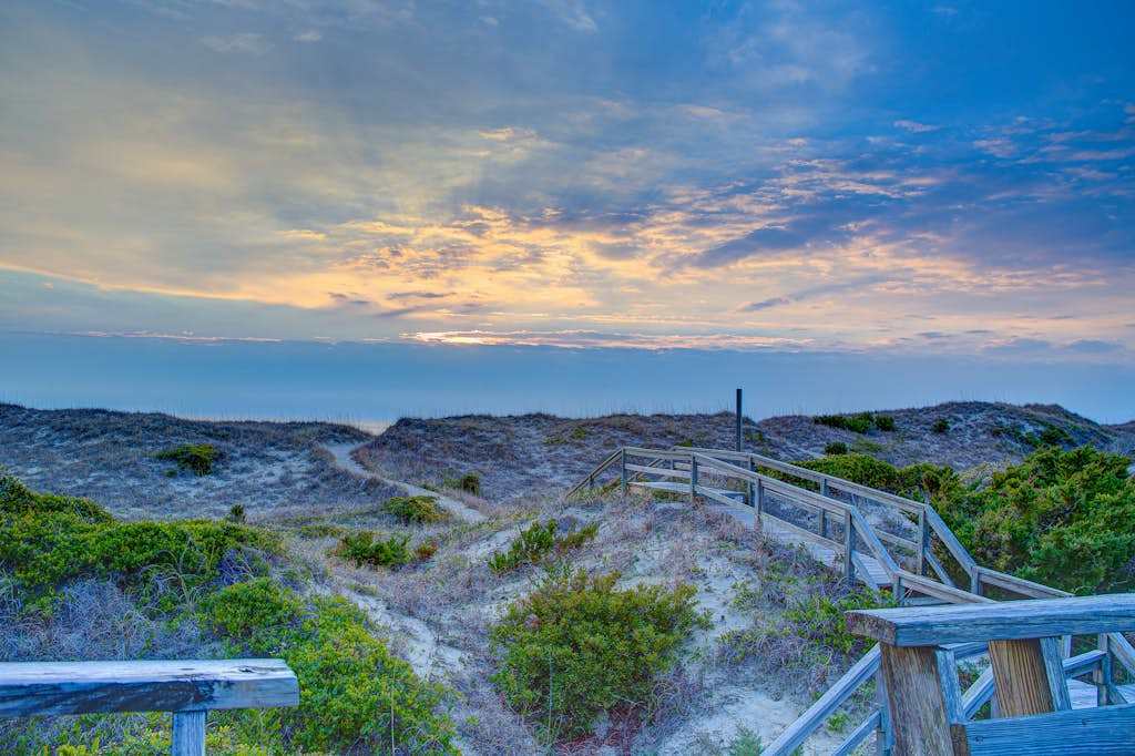 Residune 431: Ocean view w/beach walkway, outdoor pool