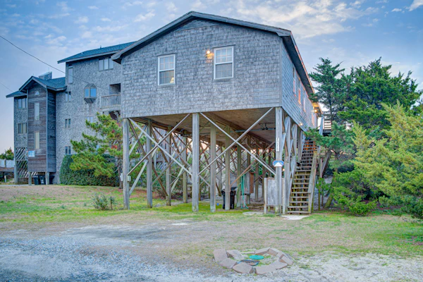 Residune 431: Ocean view w/beach walkway, outdoor pool
