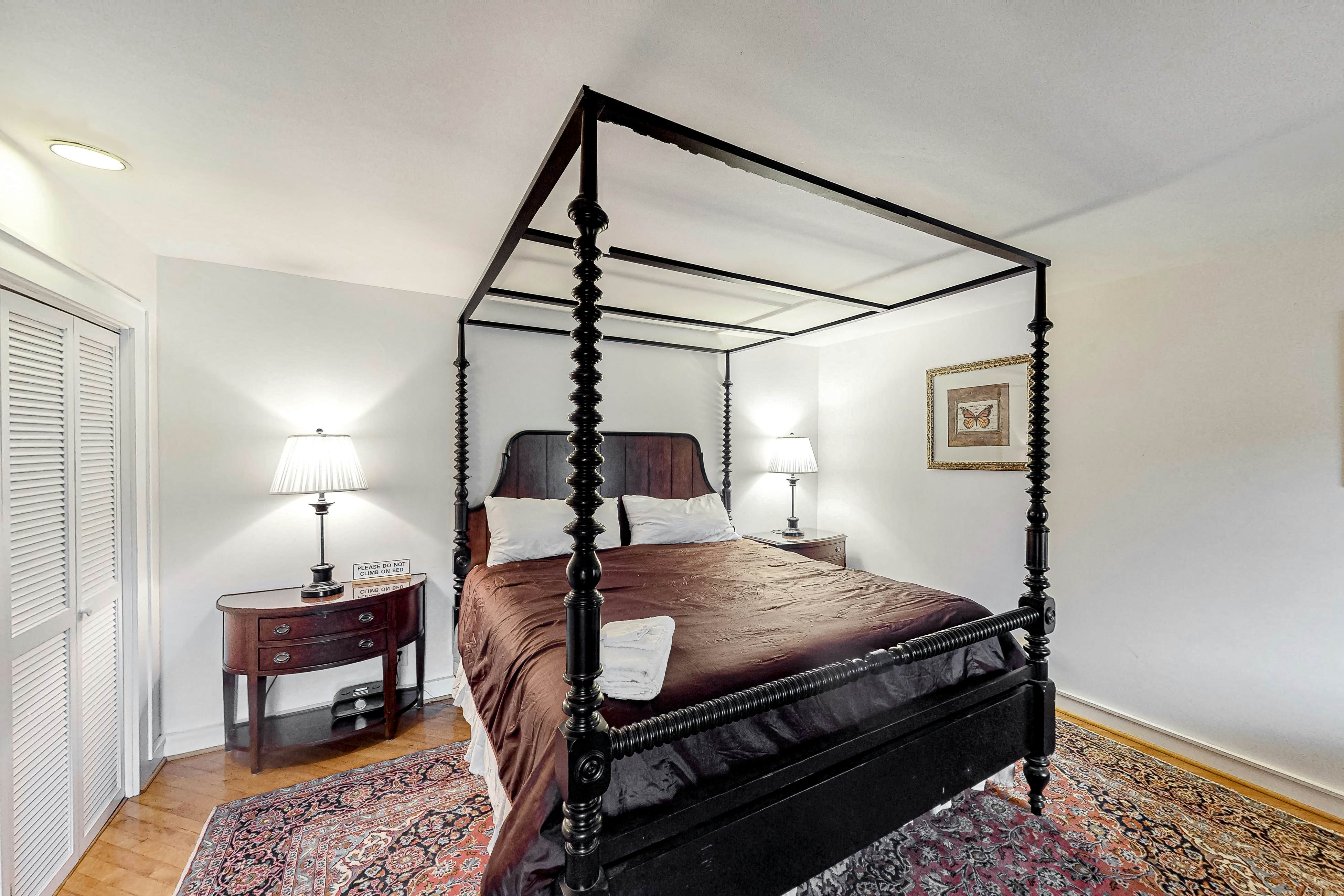 SO01 Hunt and Gather