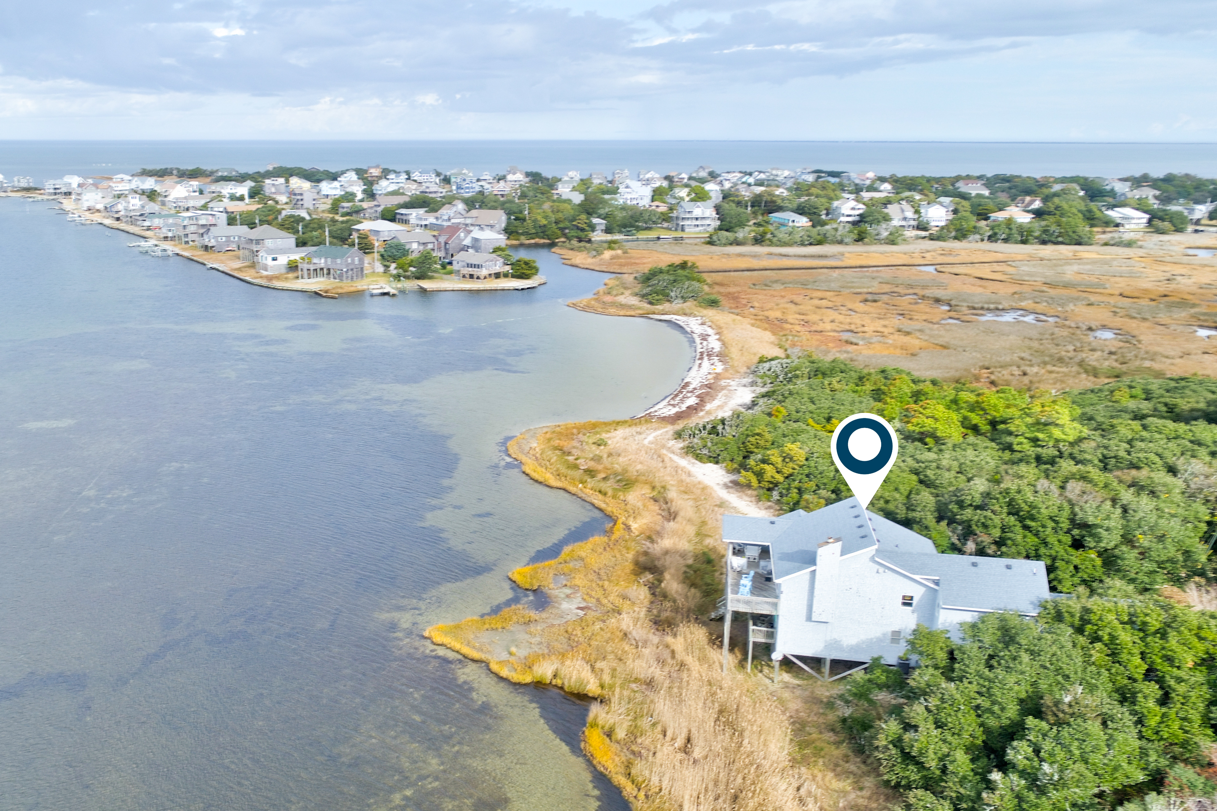 Waterfront, Dog-Friendly House w/ Private W/D, Shared Pool, WiFi, Sound Views