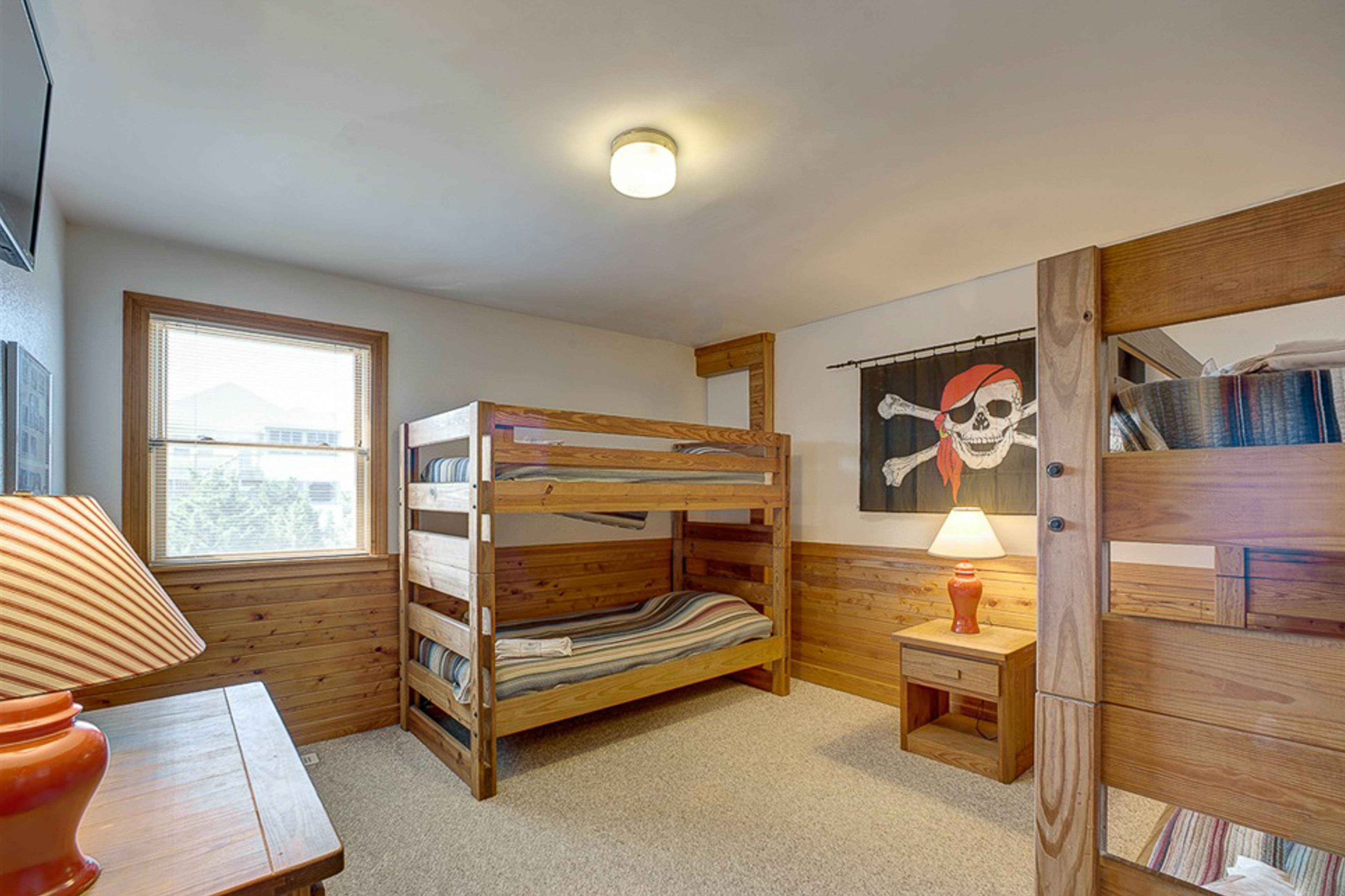 AV319 Pelican Watch 319