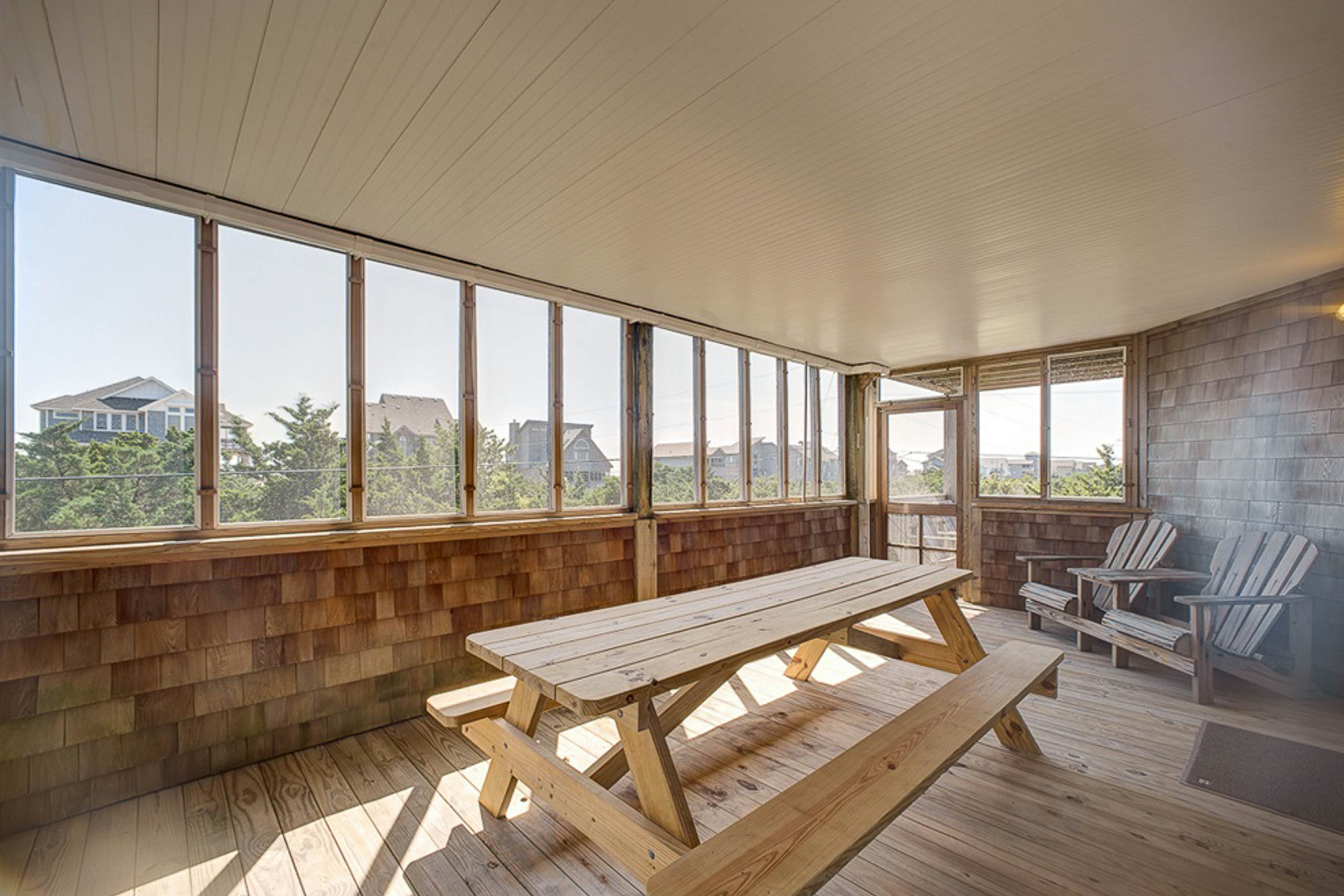 AV319 Pelican Watch 319