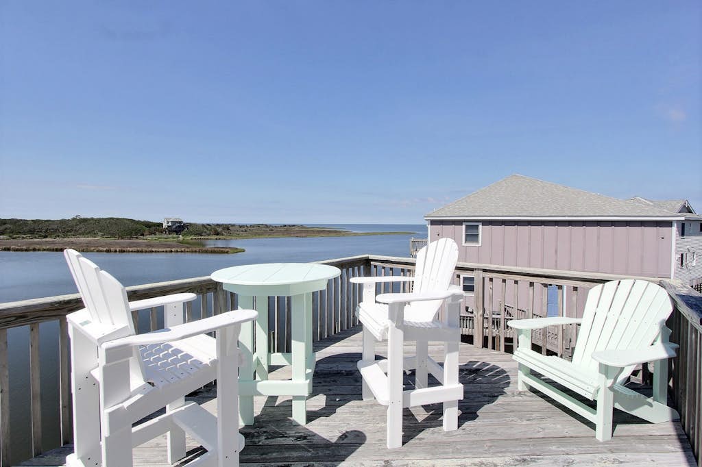 Sail Inn: Waterfront, Dog-Friendly, Private Hot Tub