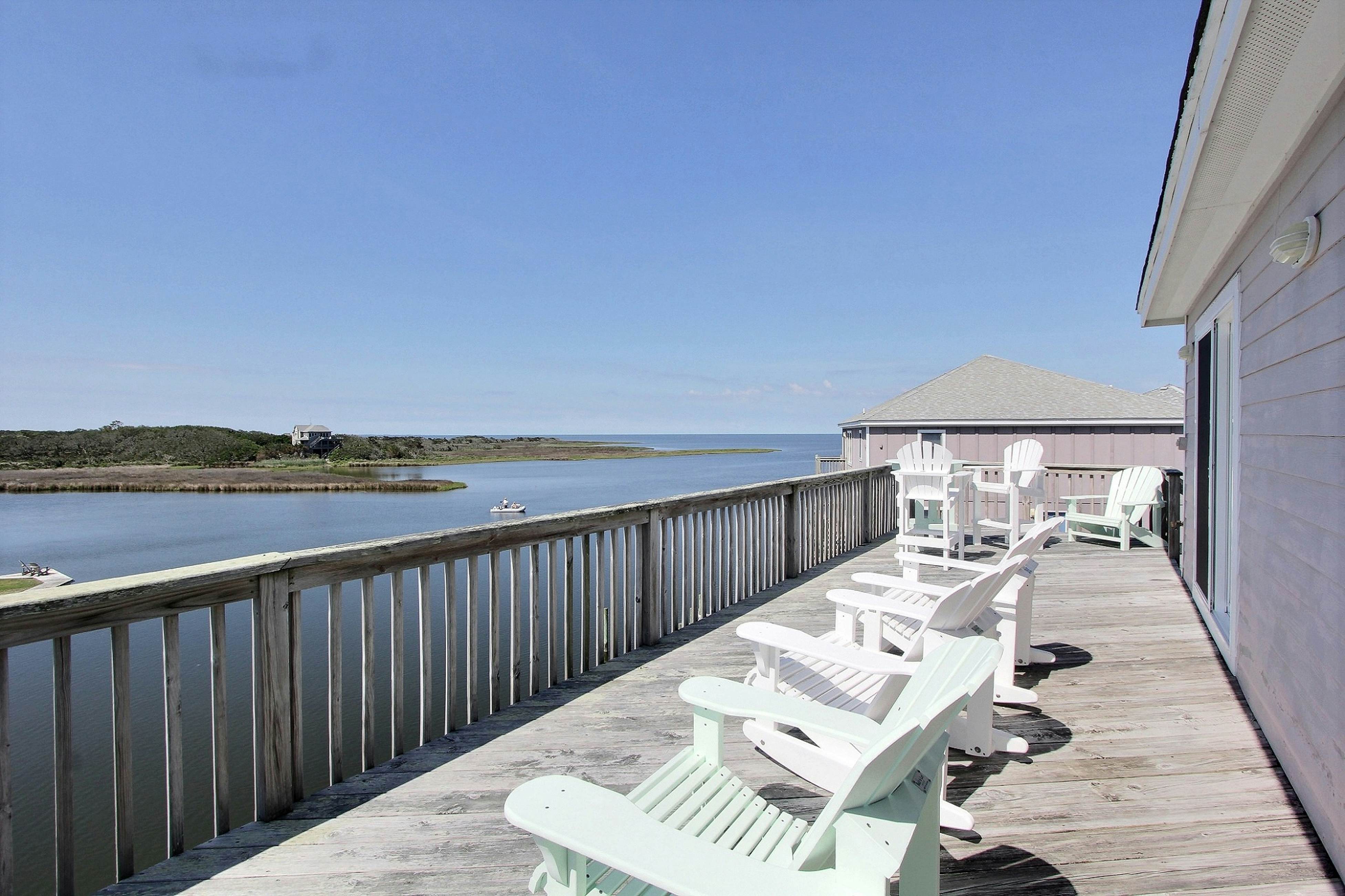 AVHC144 Sail Inn #144HC