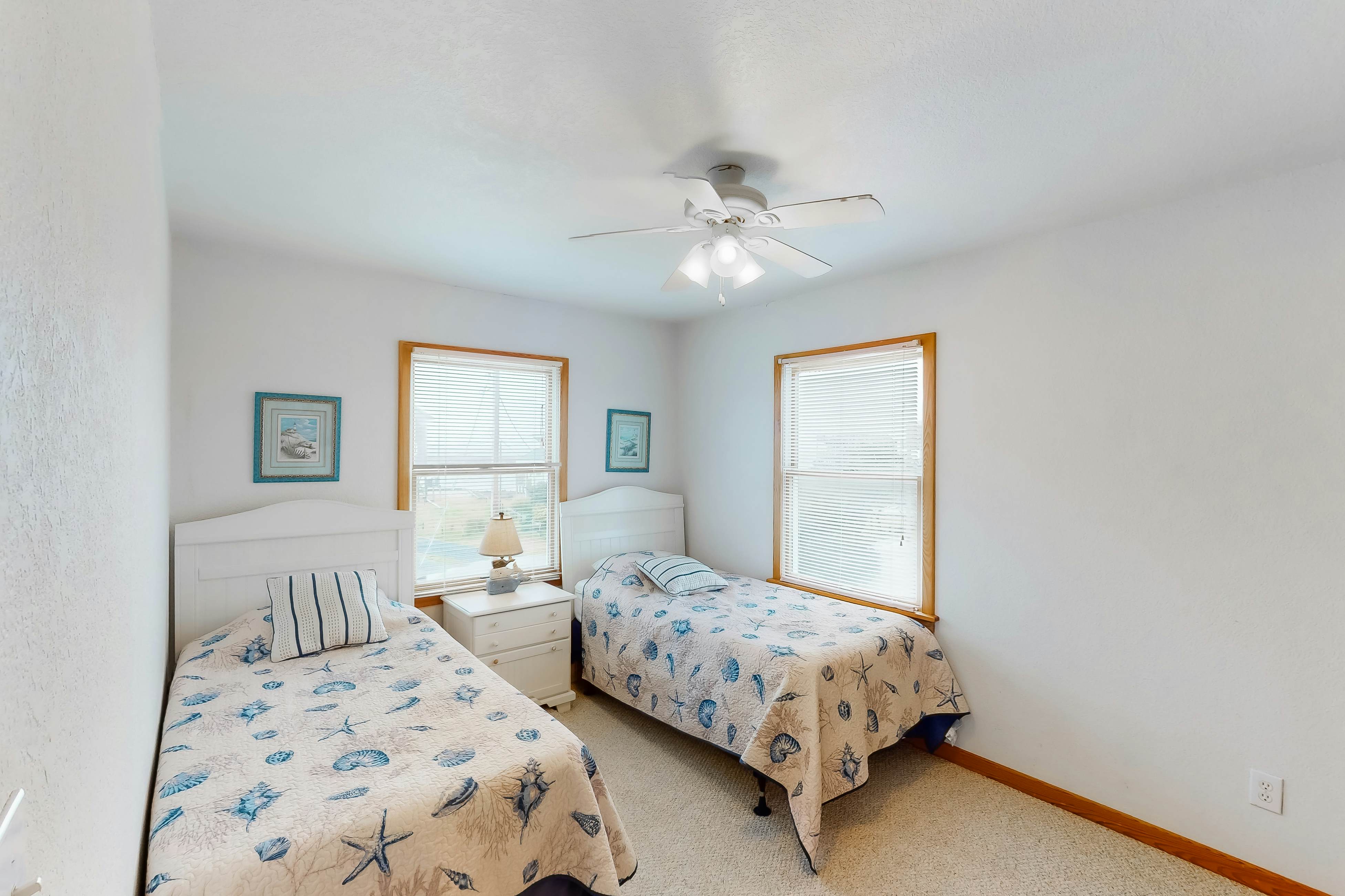 AVHC144 Sail Inn #144HC