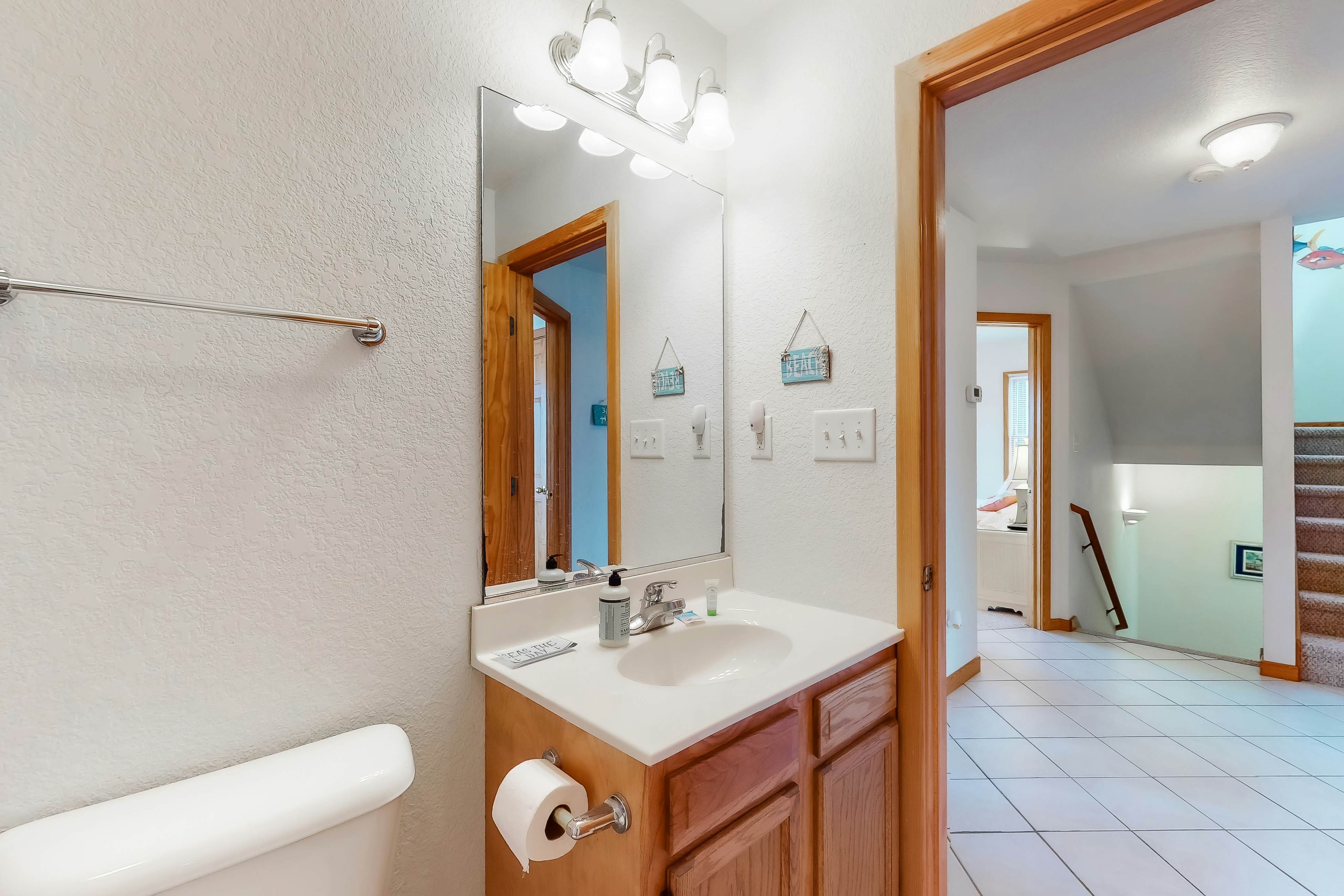 AVHC144 Sail Inn #144HC