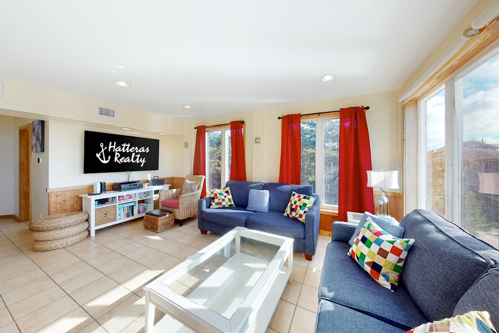 Fins Up 923: Dog-Friendly, Canalfront w/private dock, sunset views