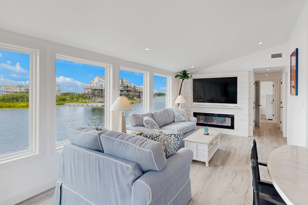Waterfront, Dog-Friendly Home w/ Sound View, Private Hot Tub, Dock & Shared Pool