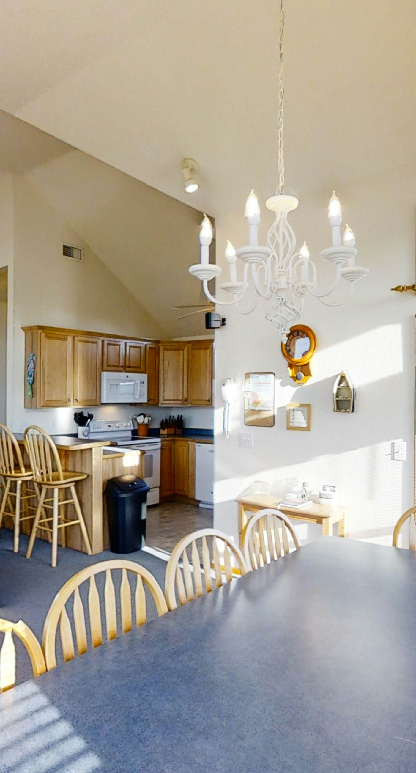 AVAC12 As Good As It Gets  #12-A