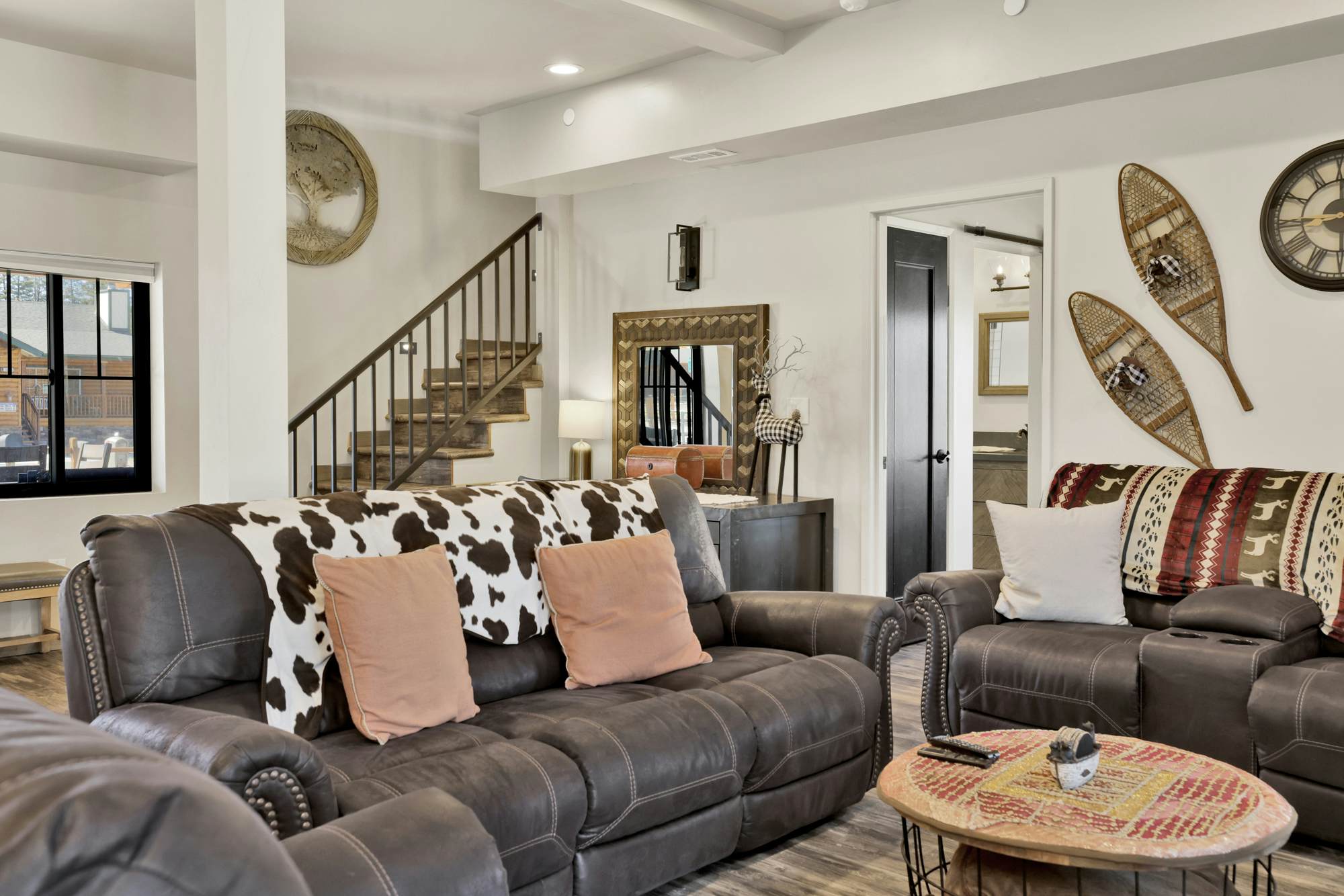 2572-Golden Bear at Shay Meadows