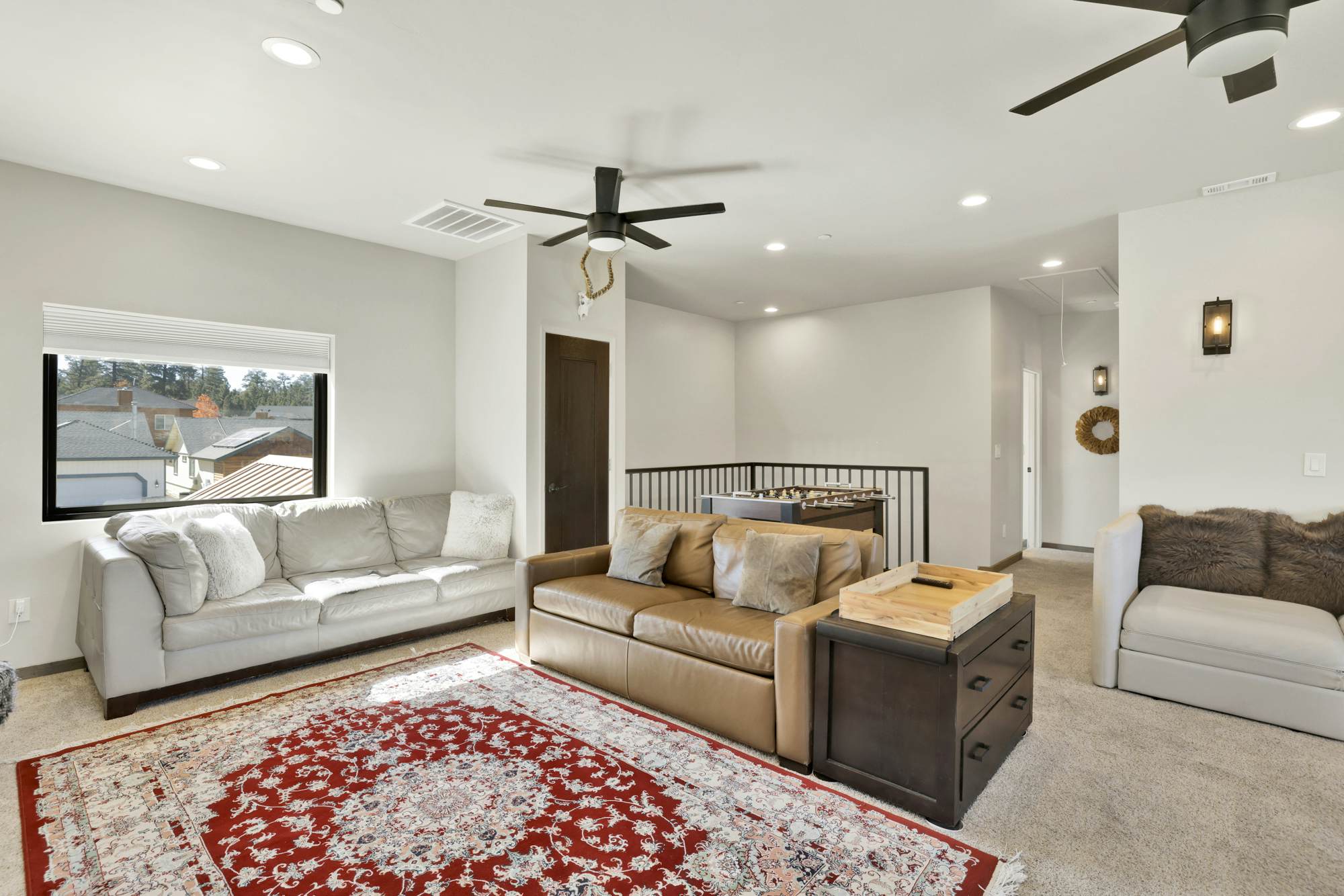 2572-Golden Bear at Shay Meadows