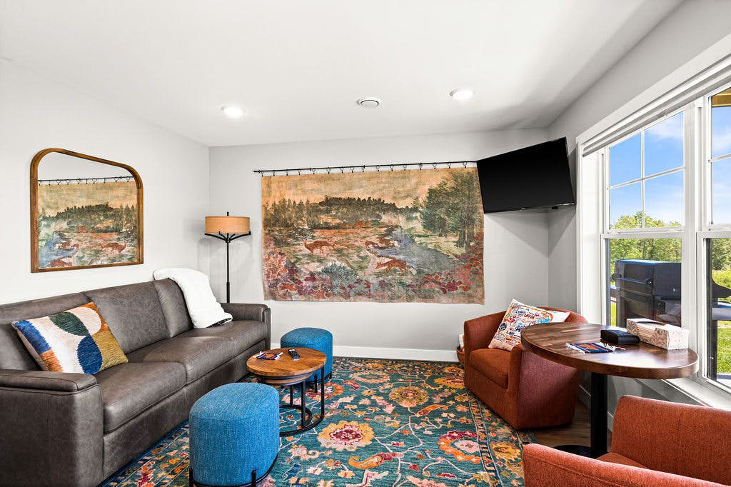 RiverWest Hunters Lodge