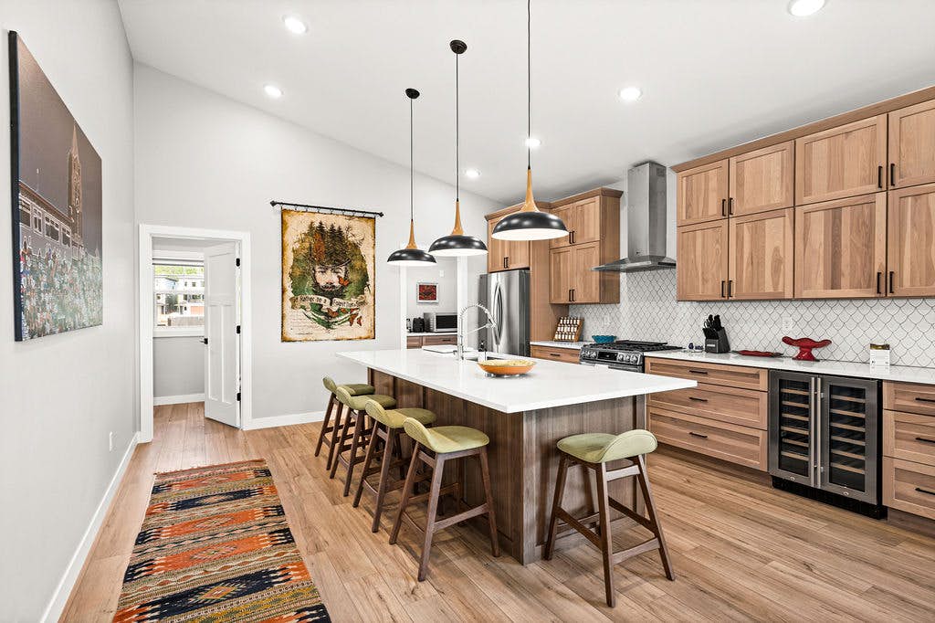 RiverWest Hunters Lodge