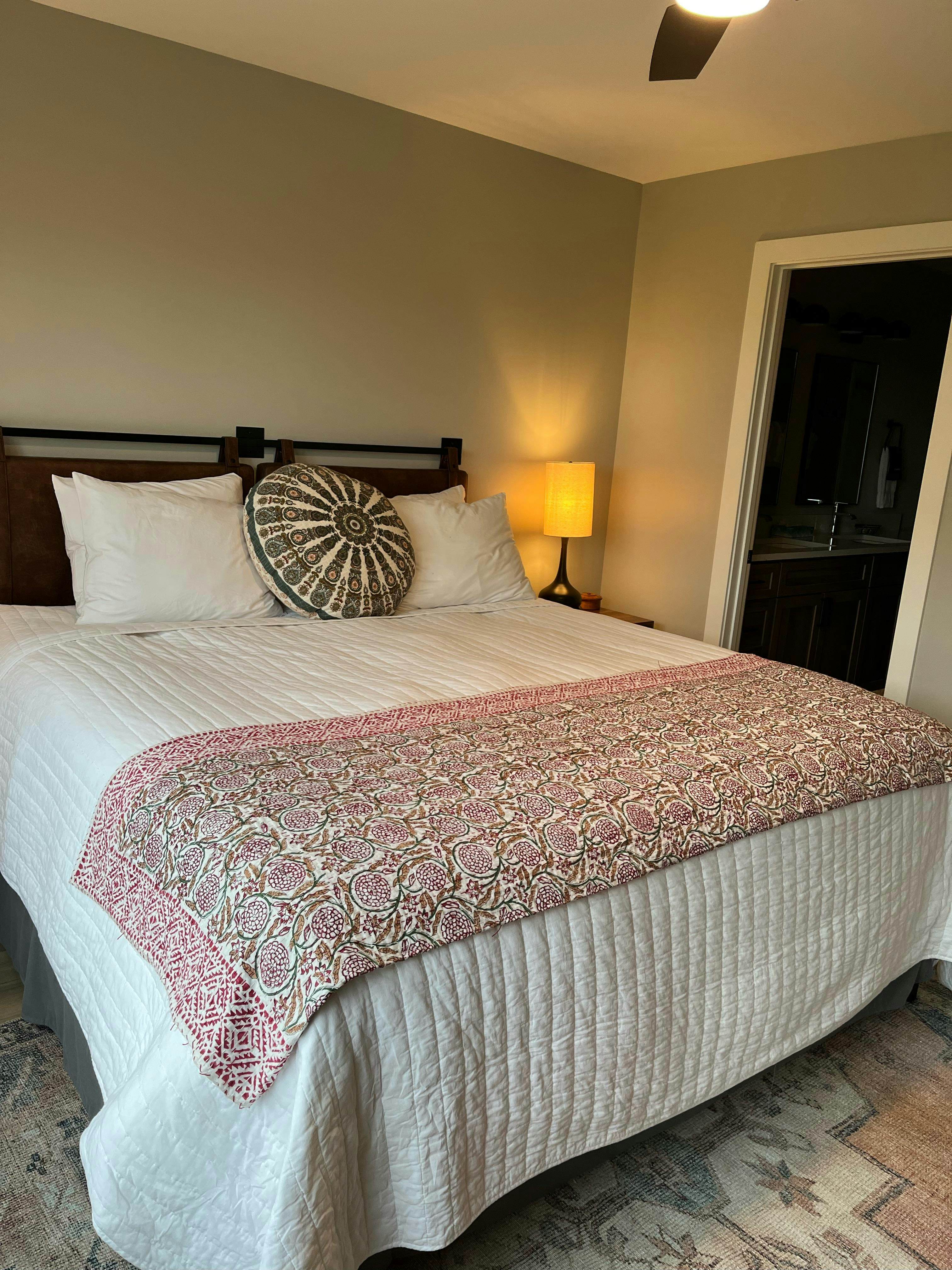 RiverWest Hunters Lodge