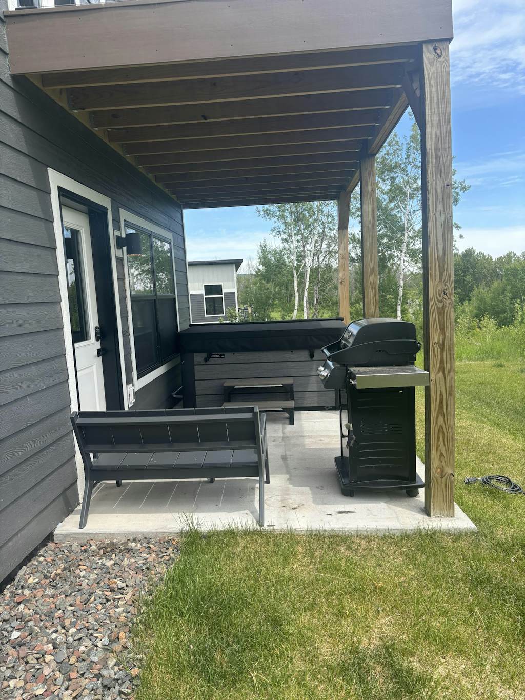 RiverWest Hunters Landing - Hot Tub - Riverfront - Dogs