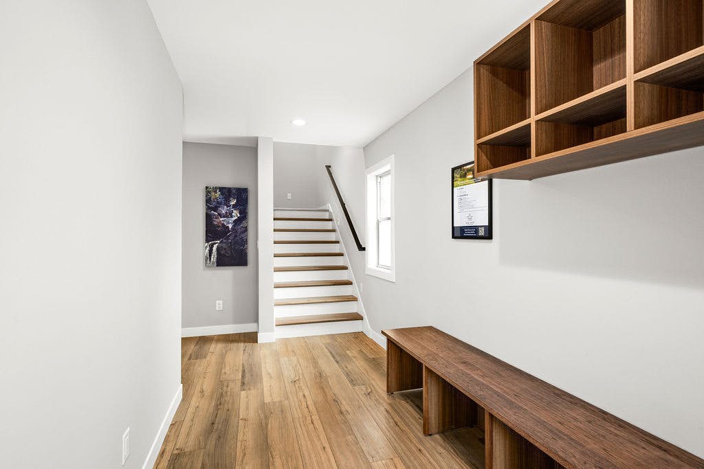 RiverWest Four Seasons Lodge