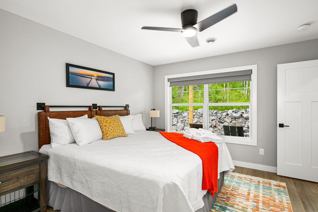 RiverWest Four Seasons Lodge