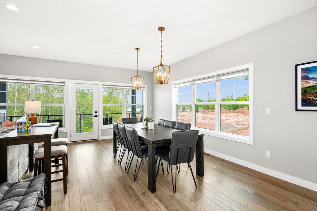 RiverWest Four Seasons Lodge