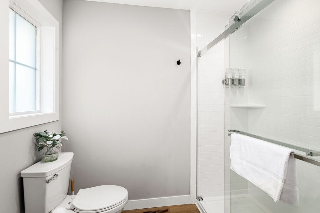 RiverWest Four Seasons Lodge