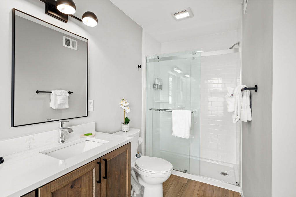 RiverWest Four Seasons Lodge