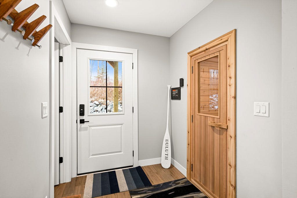 RiverWest Nordic Nest