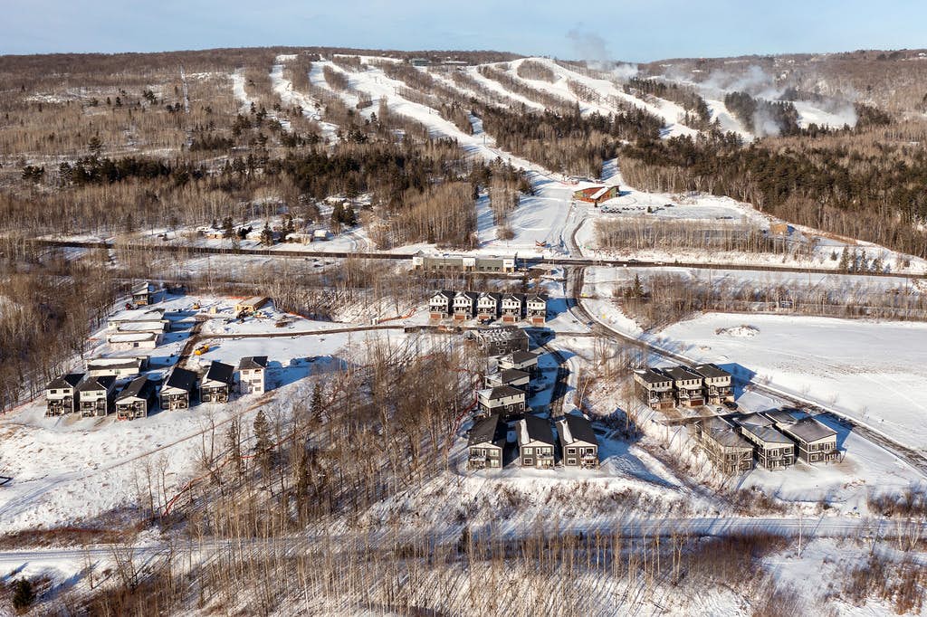 RiverWest Nordic Nest