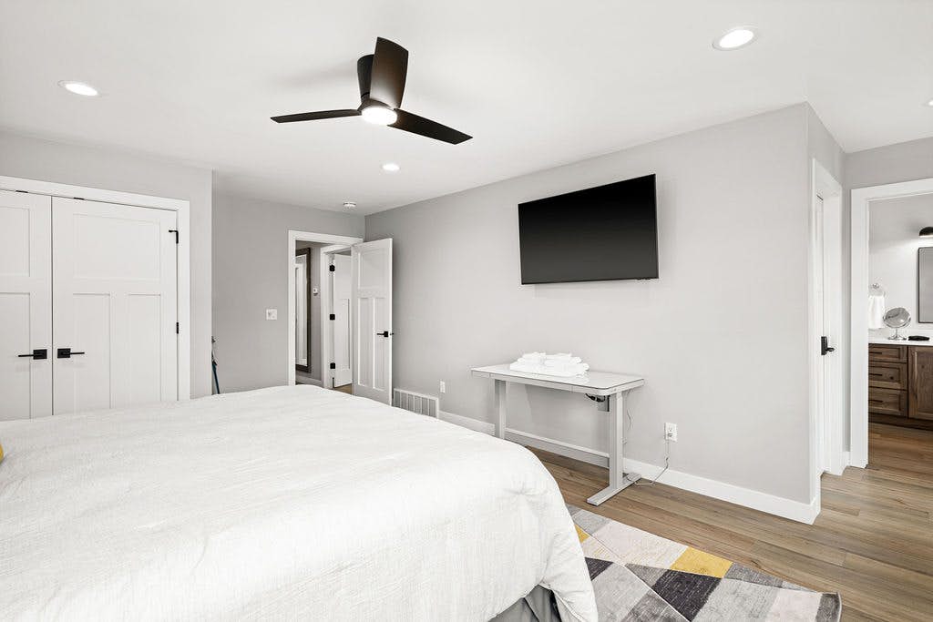 RiverWest Alpine Adventure Haus