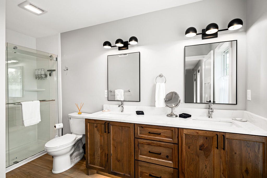 RiverWest Alpine Adventure Haus